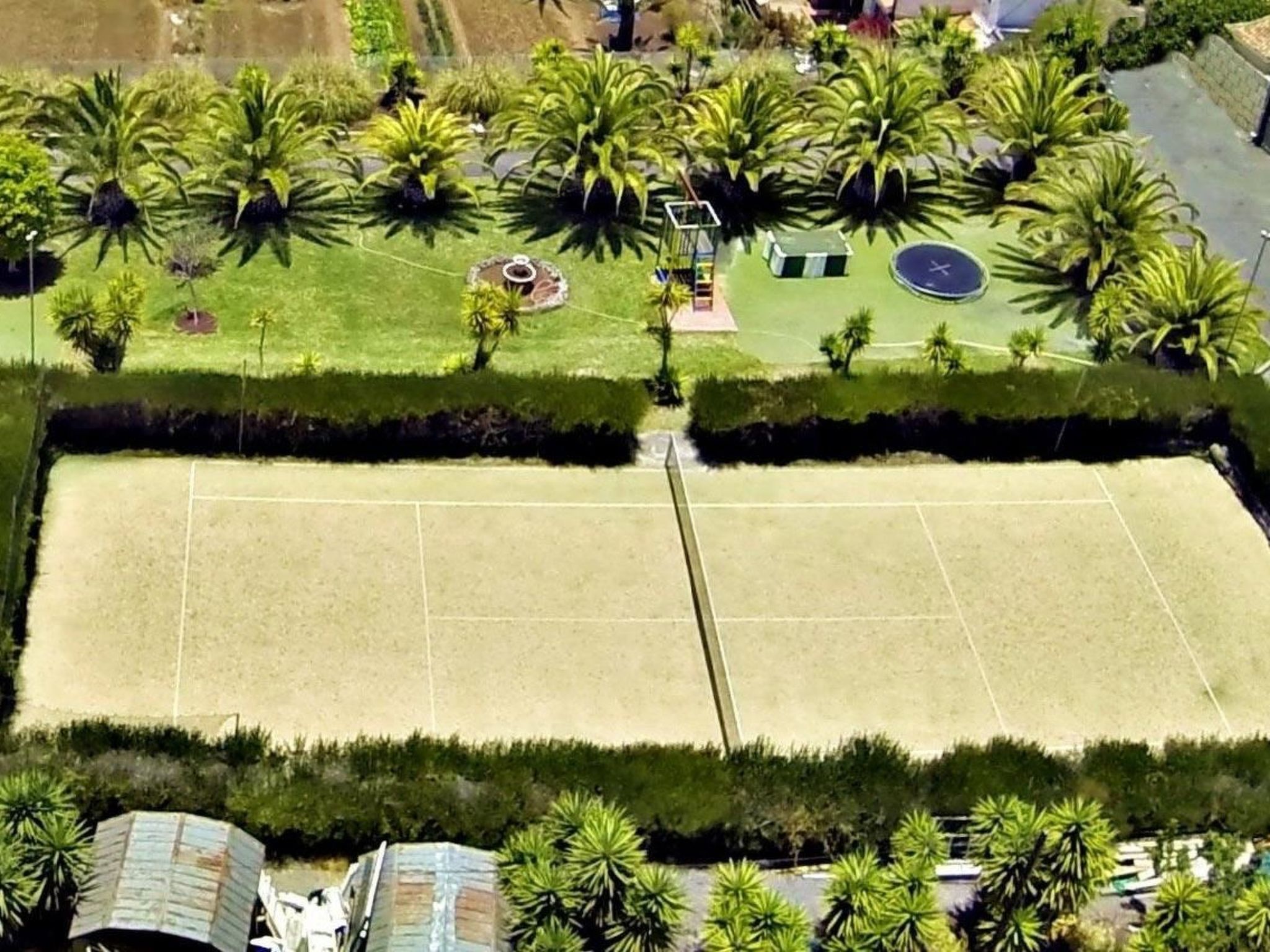 Modern eingerichtete Wohnung Leon mit Terrasse-Image-tags.info