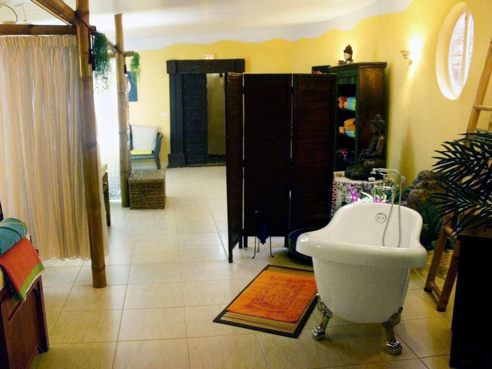 Hochwertig ausgestattete Ferienwohnung Mariposa-Image-tags.info