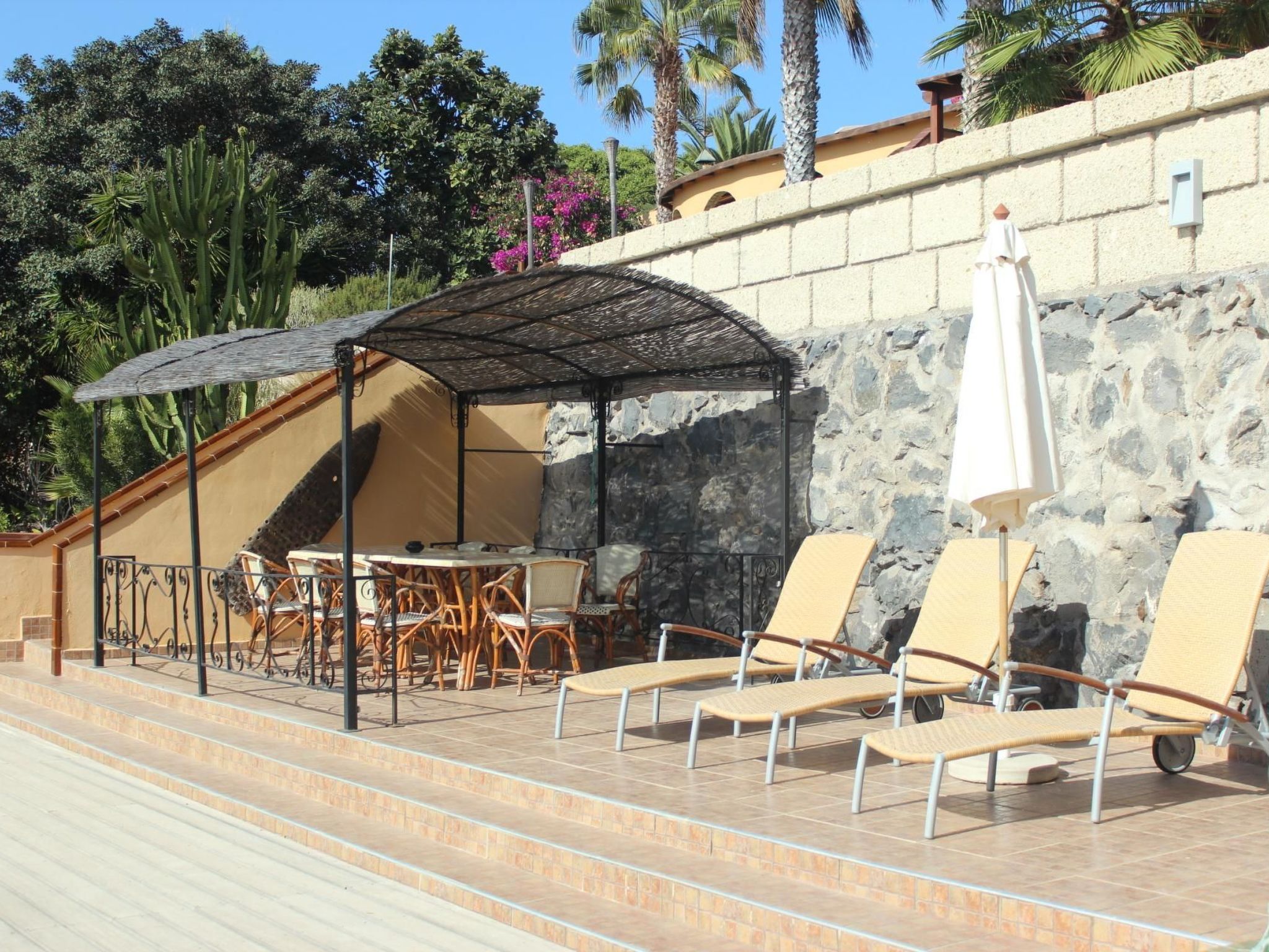 Casa Sevilla-Image-tags.info