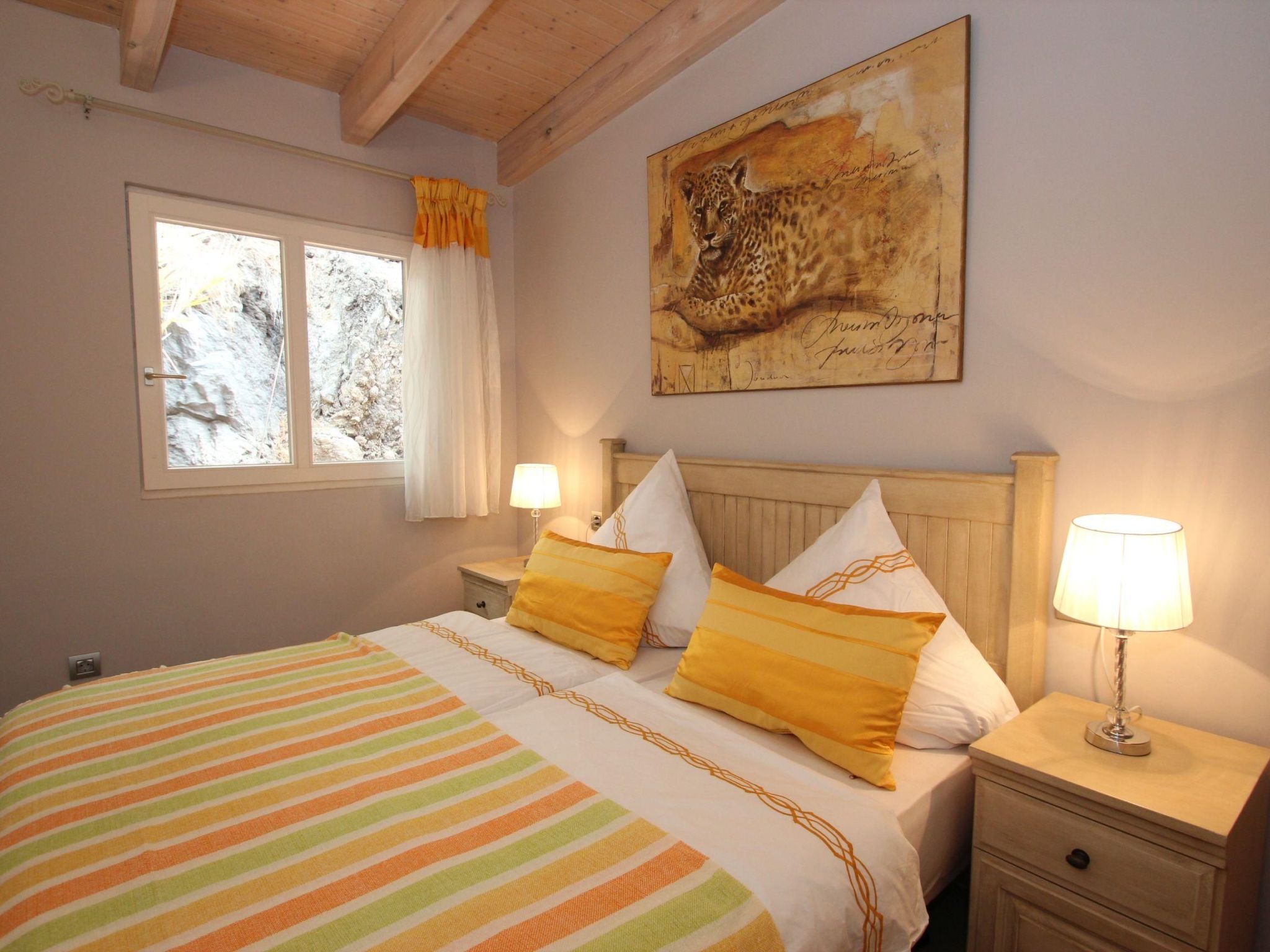 Apartment mit Terrasse, Pool und Garten-Image-tags.info