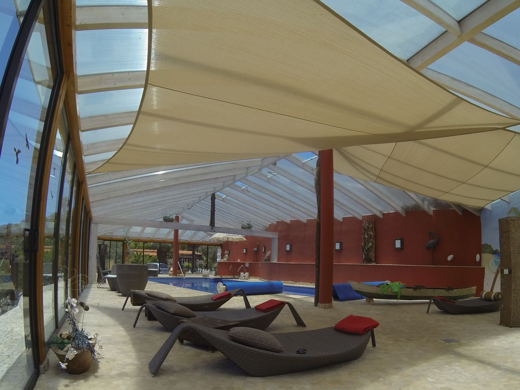 Apartment mit Terrasse, Pool und Garten-Image-tags.info