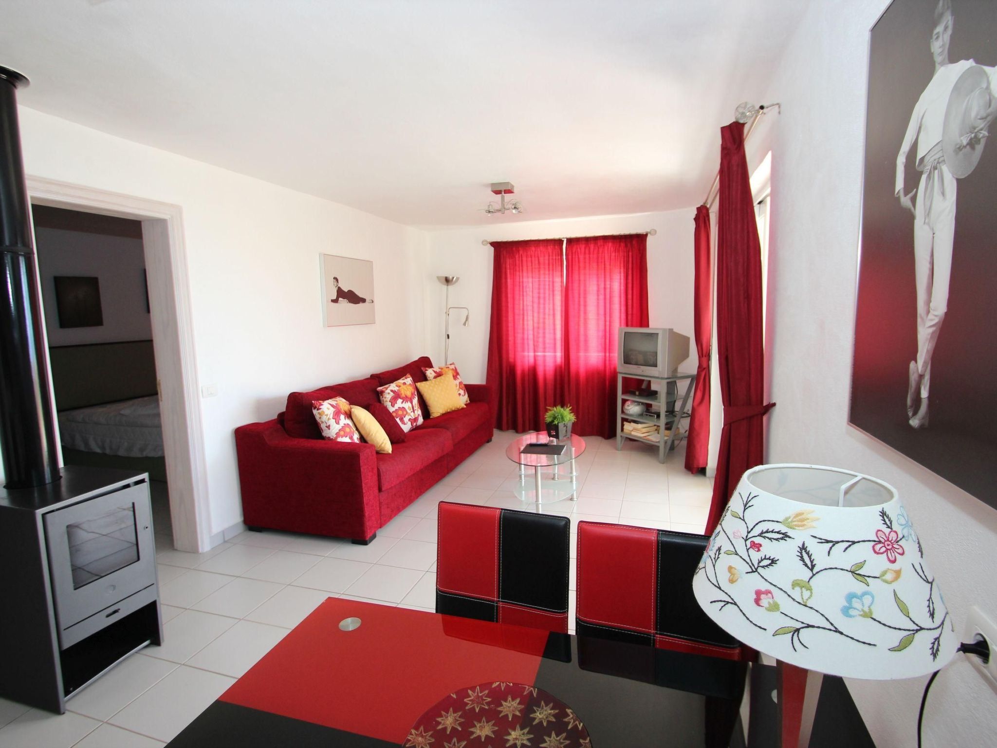 Casa Romeo mit Kaminofen und Sonnenterrasse