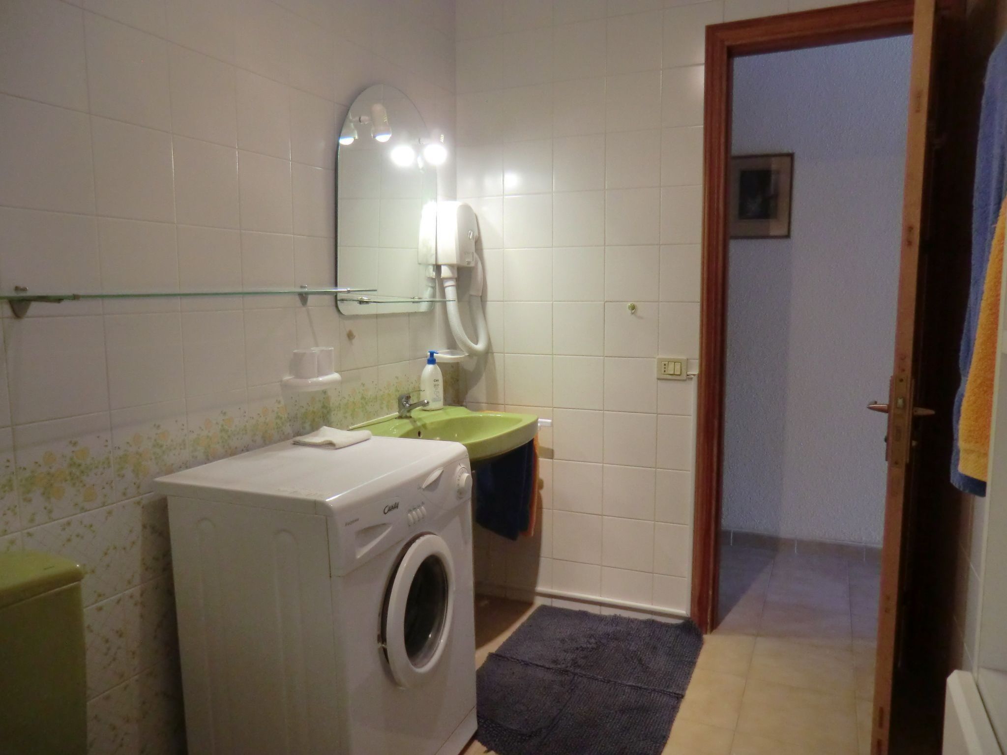 Photo of Ruhige Ferienwohnung mit Pool und Meerblick