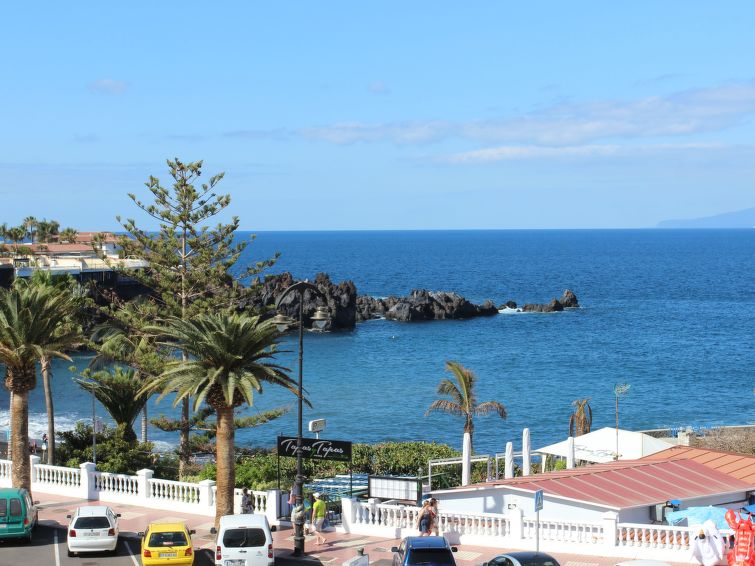 Große Wohnung in Puerto De Santiago und Meerblick