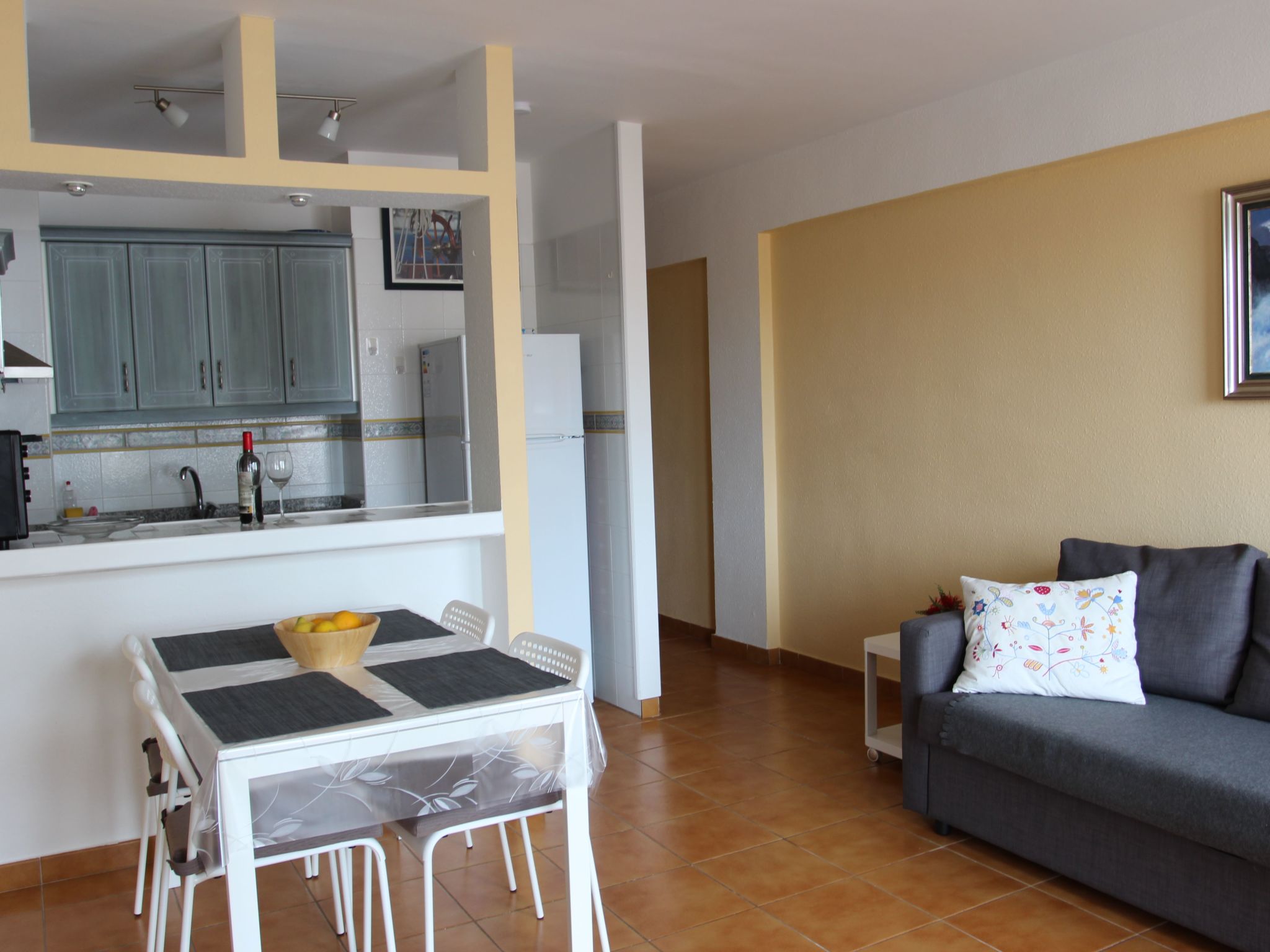 Große Wohnung in Puerto De Santiago und Meerblick-Image-tags.info