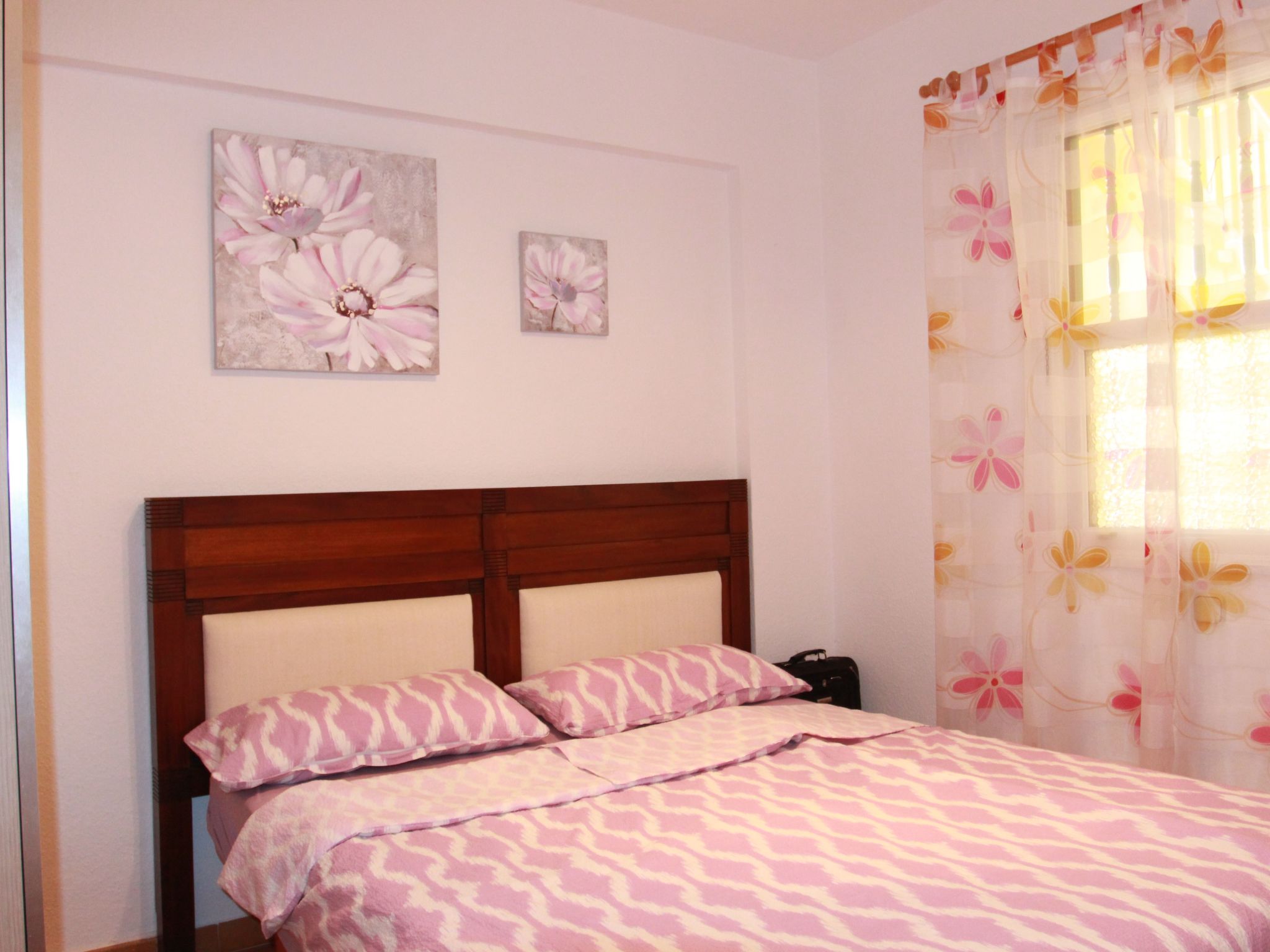 Große Wohnung in Puerto De Santiago und Meerblick-Image-tags.info