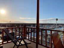 Wohnung mit Aussicht auf Meer und Klippen