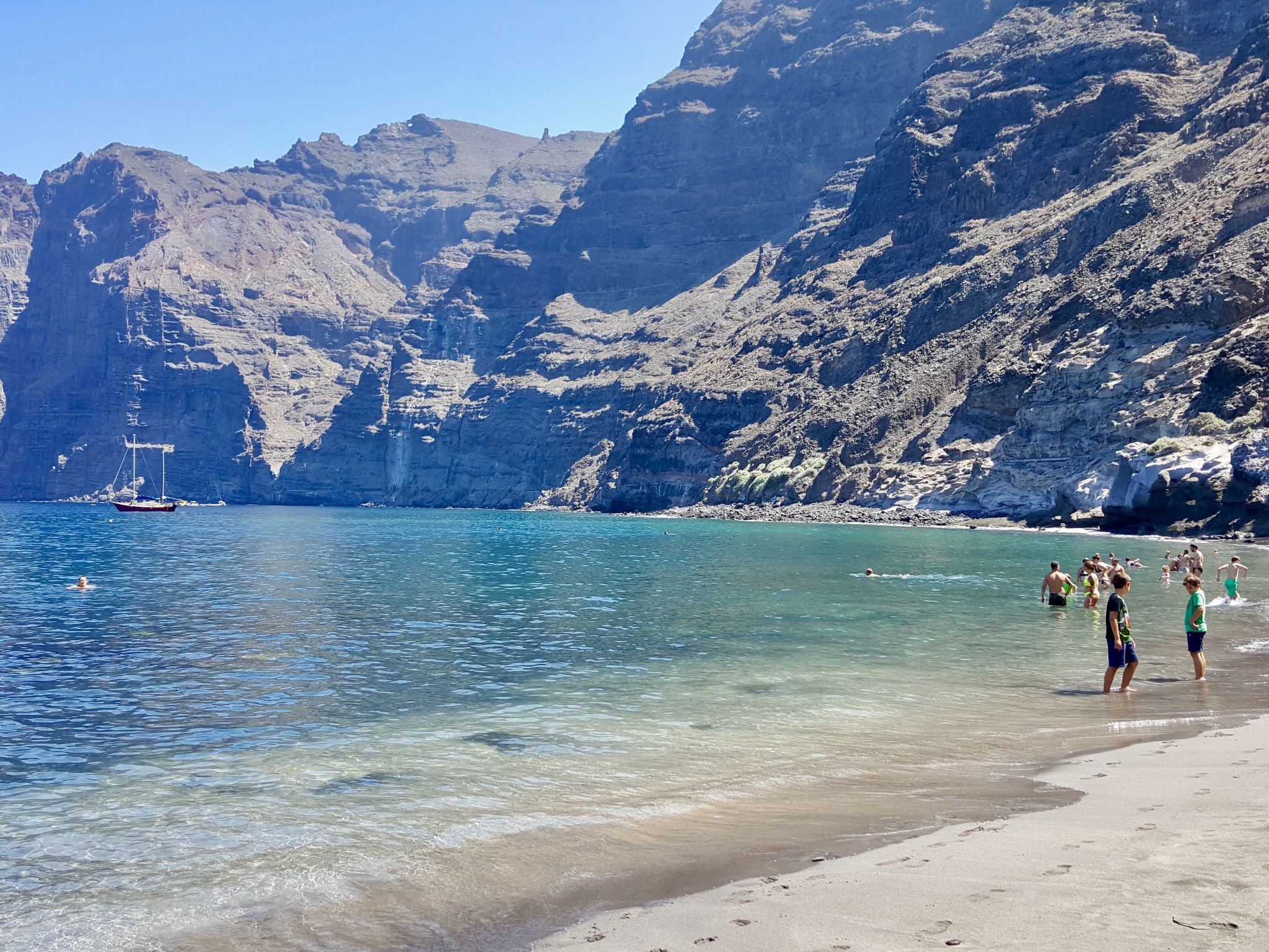 Wohnung mit Aussicht auf Meer und Klippen-Binnen