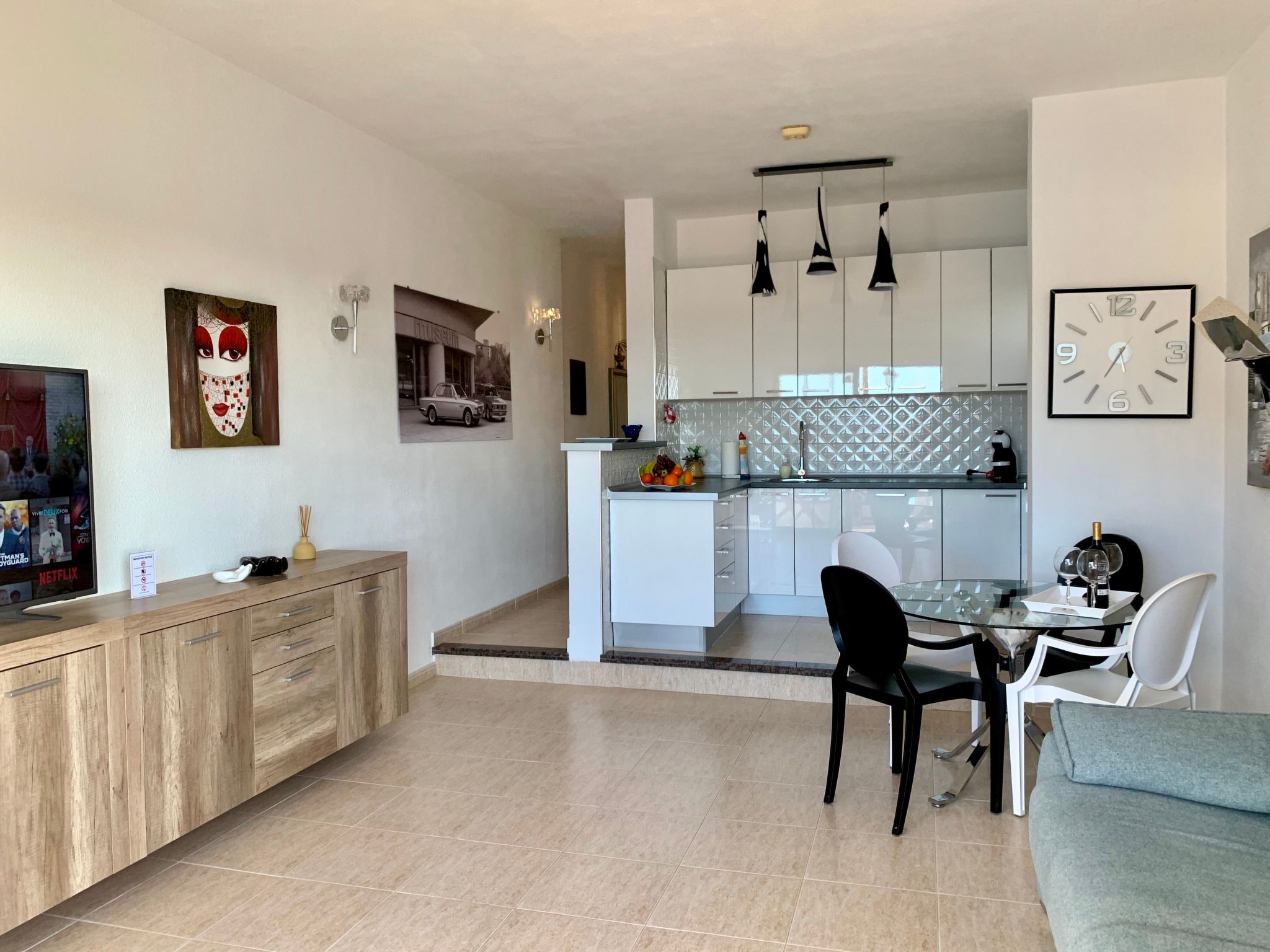 Wohnung mit Aussicht auf Meer und Klippen-Binnen