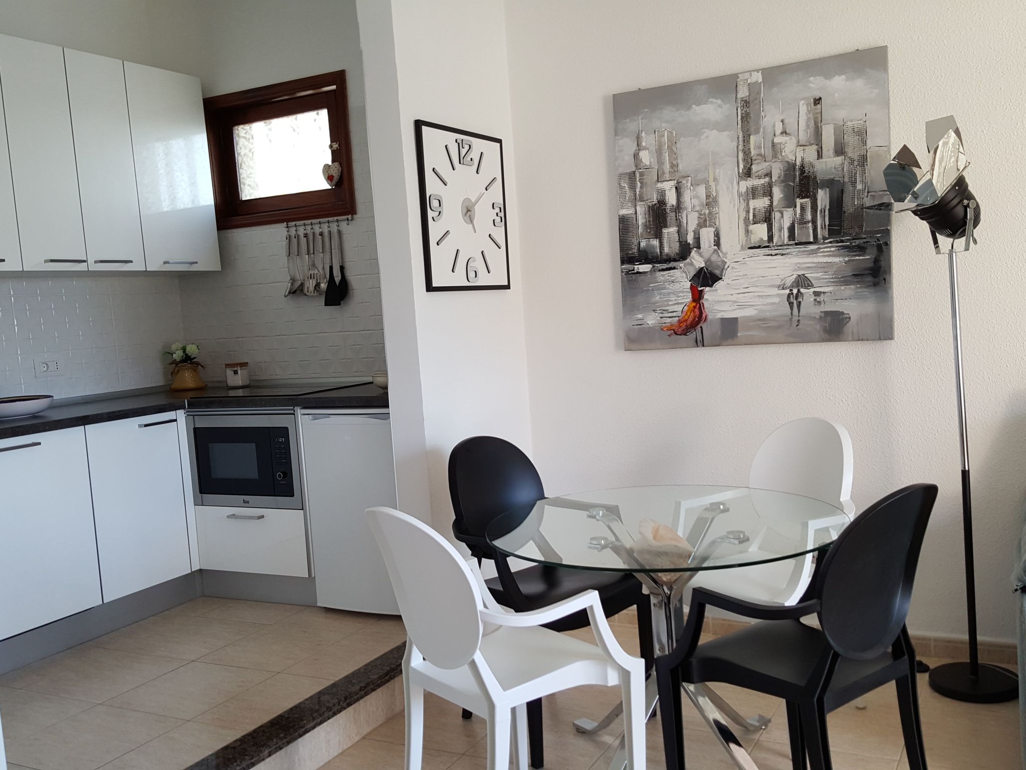 Wohnung mit Aussicht auf Meer und Klippen-Binnen