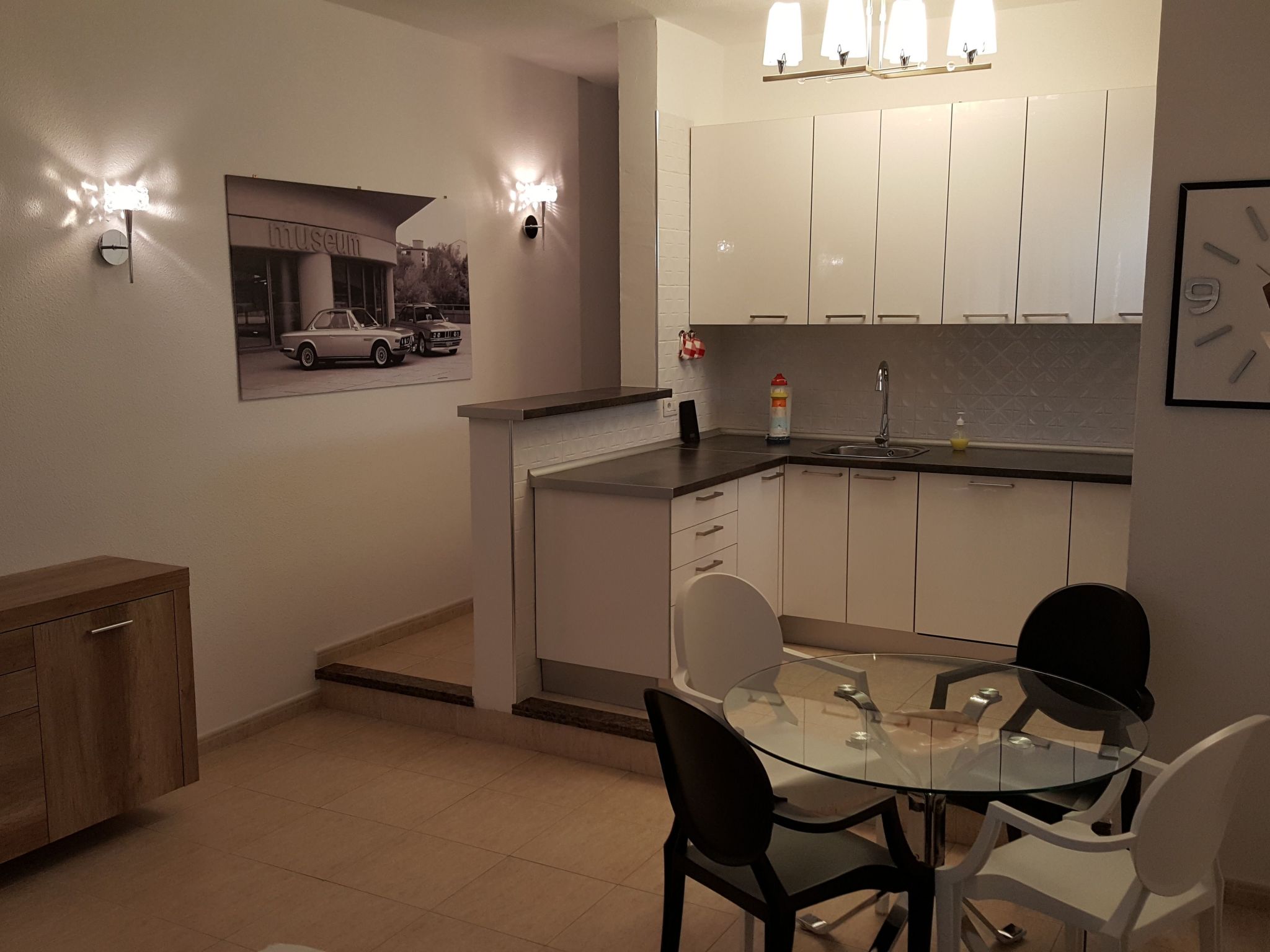 Wohnung mit Aussicht auf Meer und Klippen-Binnen