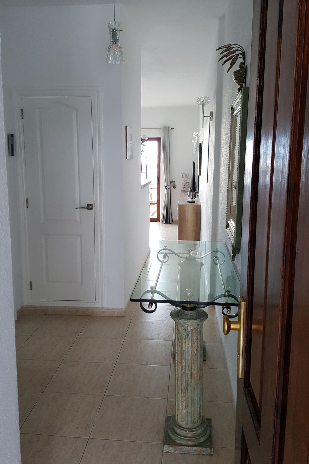 Wohnung mit Aussicht auf Meer und Klippen-Binnen