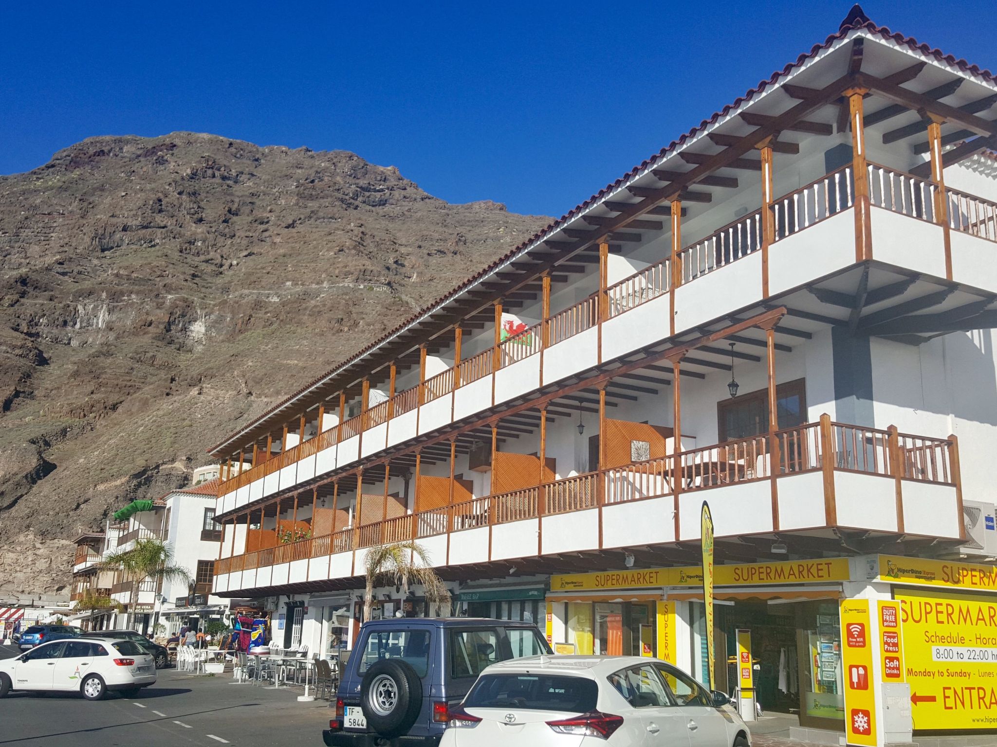 Wohnung mit Aussicht auf Meer und Klippen-Binnen