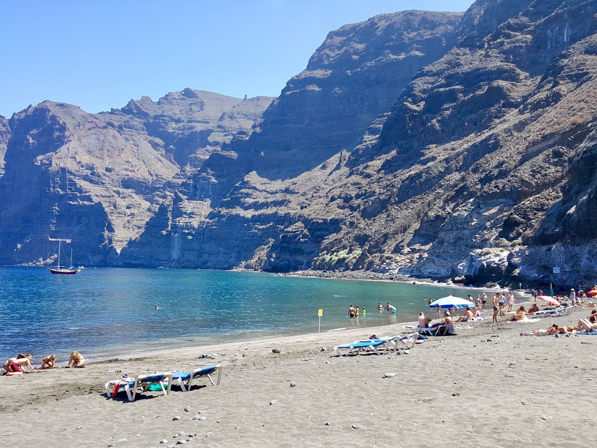 Wohnung mit Aussicht auf Meer und Klippen-Binnen