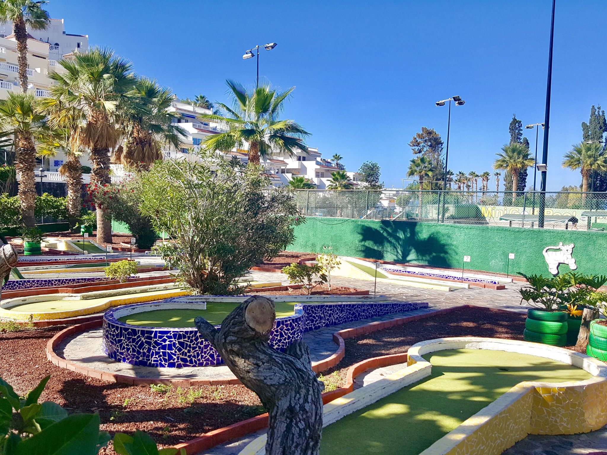 Photo of Wohnung mit Aussicht auf Meer und Klippen