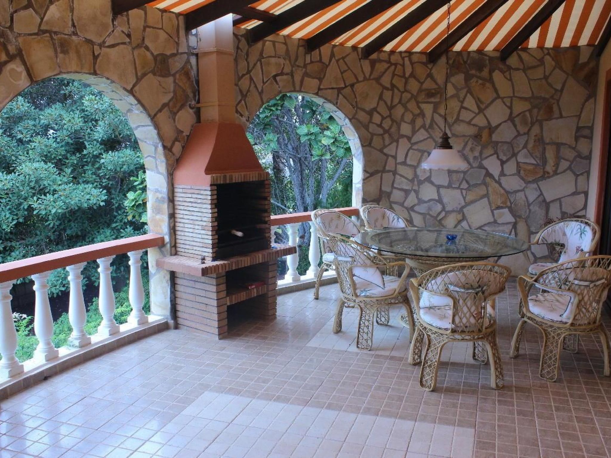 Marbella Guia Isora-Image-tags.info