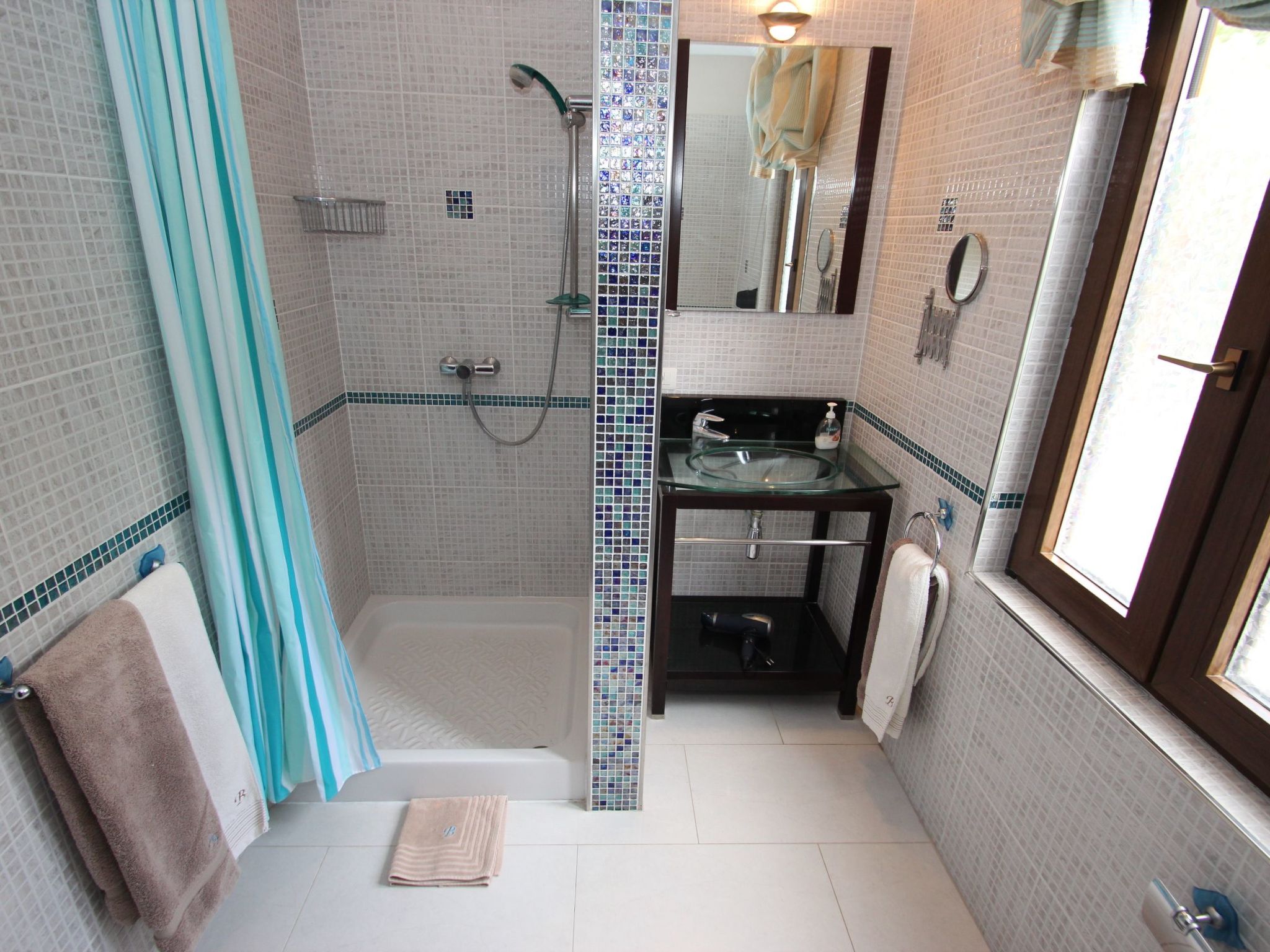 Schöne Finca Sanjuan mit Pool und Meerblick-Image-tags.info