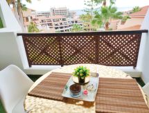 Sfeervolle studio met verwarmd zwembad in El Guincho, Tenerife - thumbnail 6