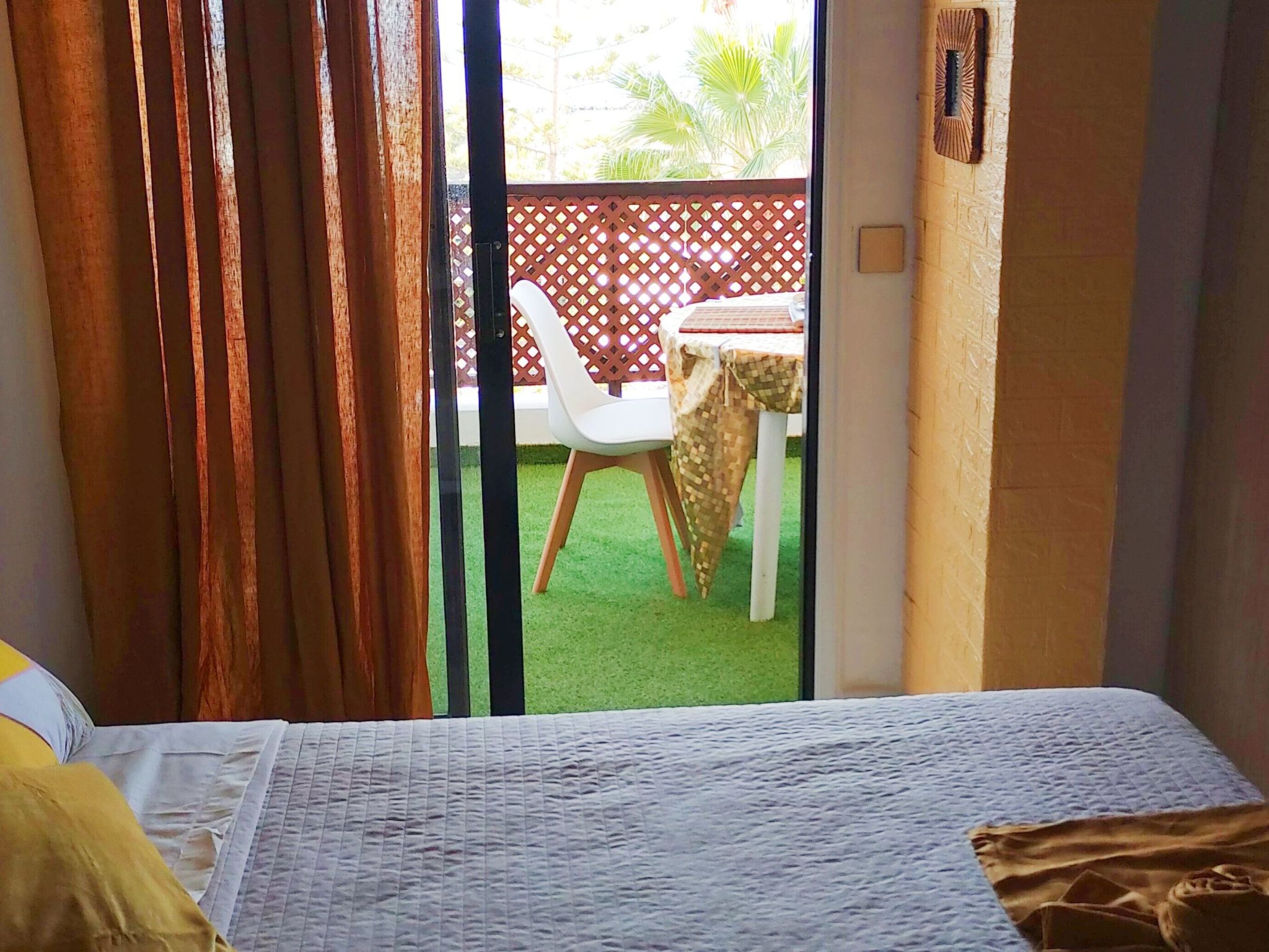 Studio mit beheiztem Pool-Image-tags.info