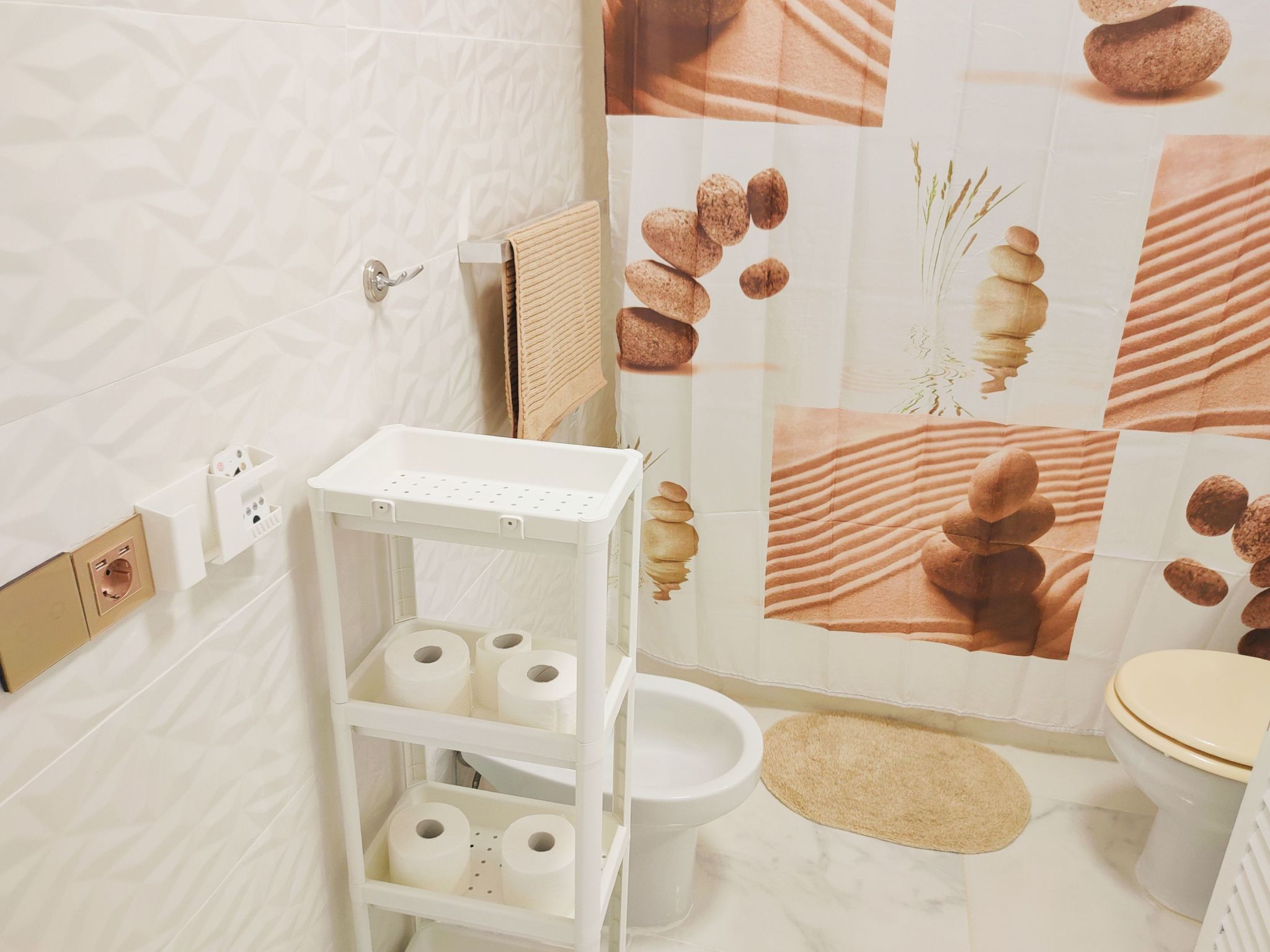 Studio mit beheiztem Pool-Image-tags.info