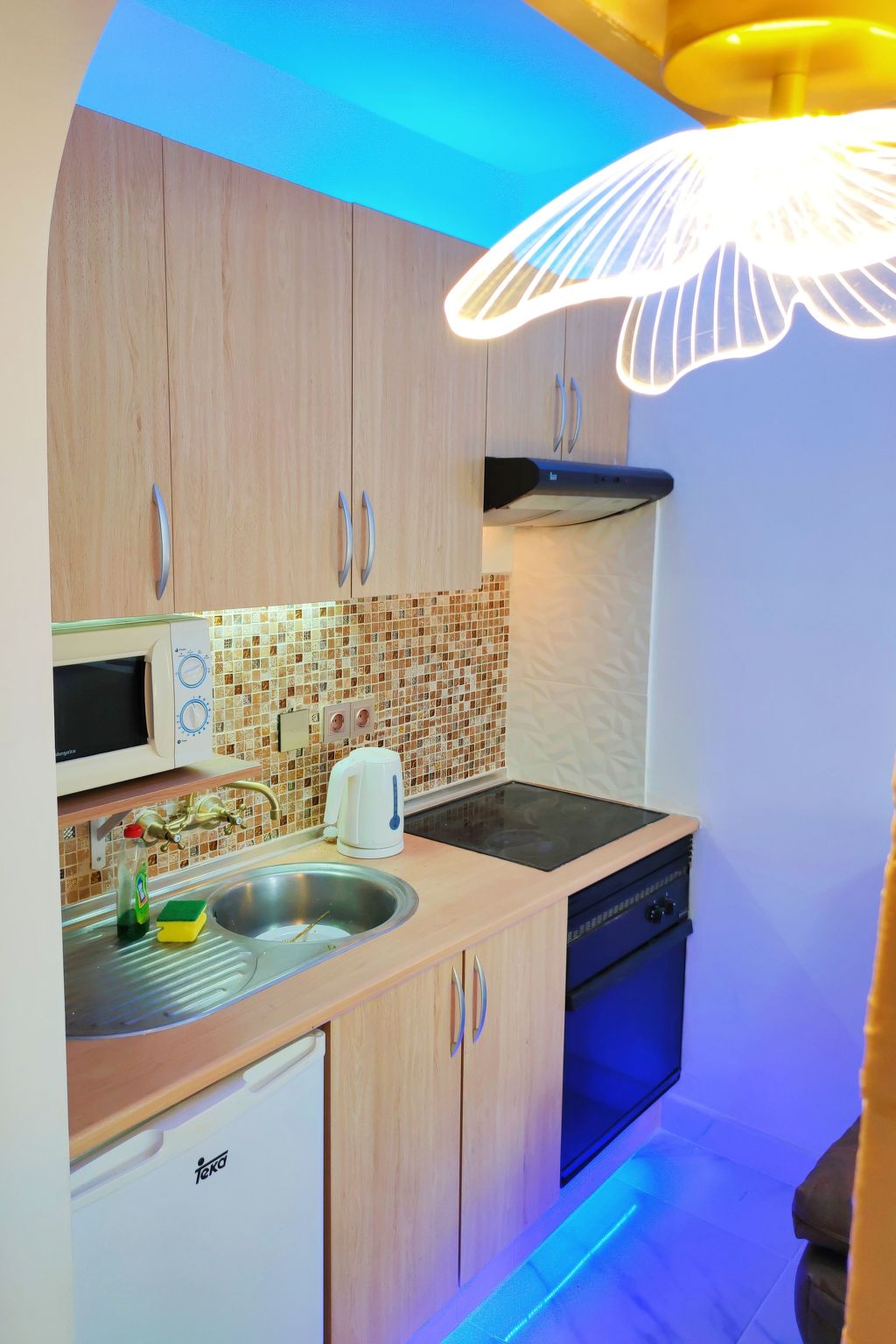 Studio mit beheiztem Pool-Image-tags.info