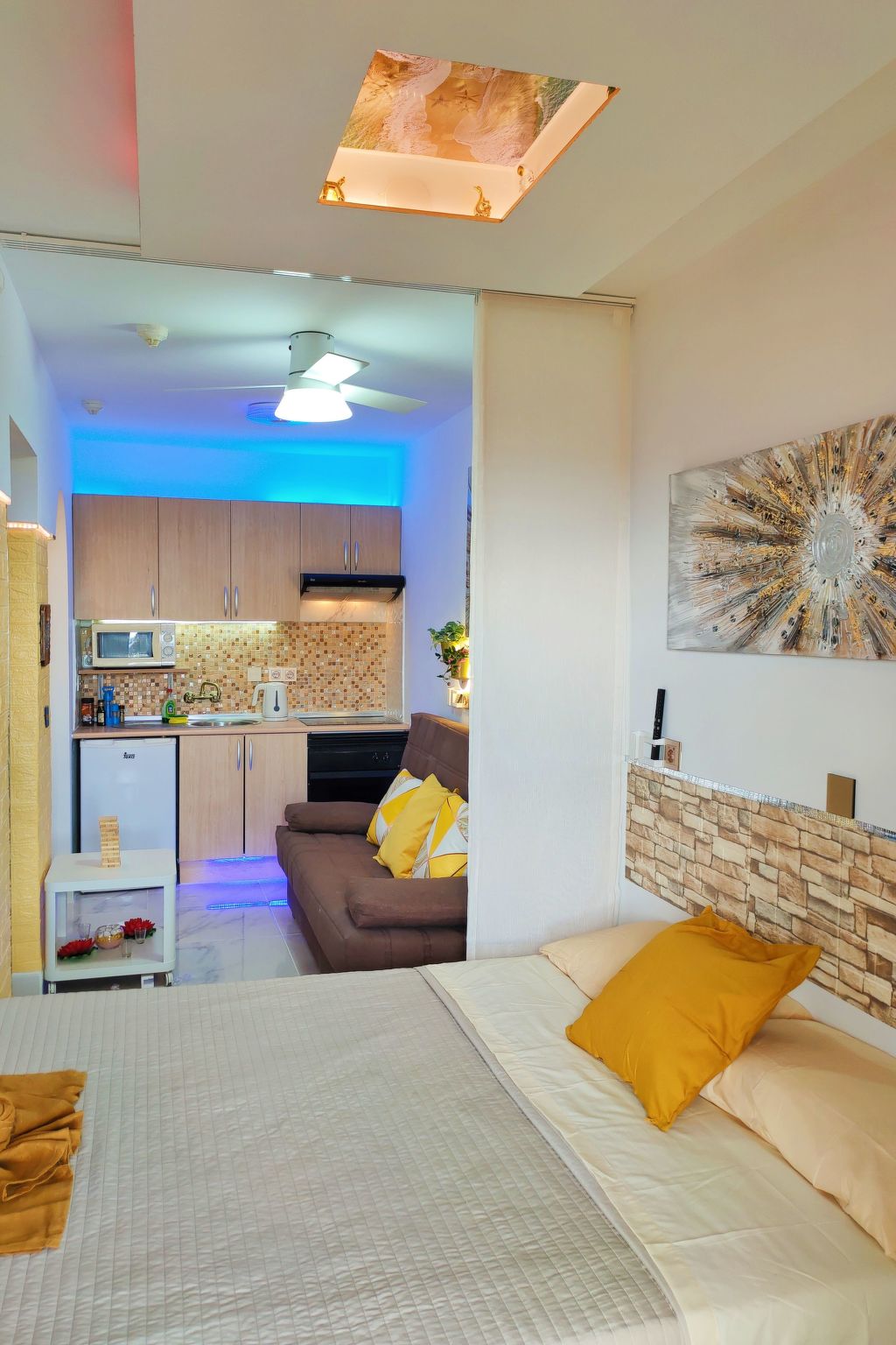 Studio mit beheiztem Pool-Image-tags.info