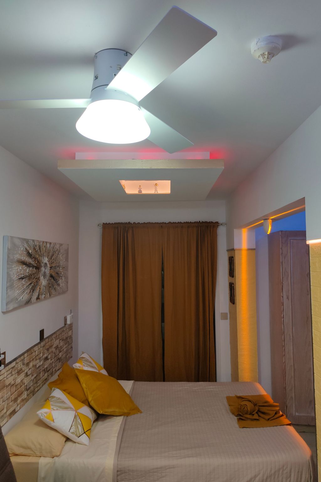 Studio mit beheiztem Pool-Image-tags.info