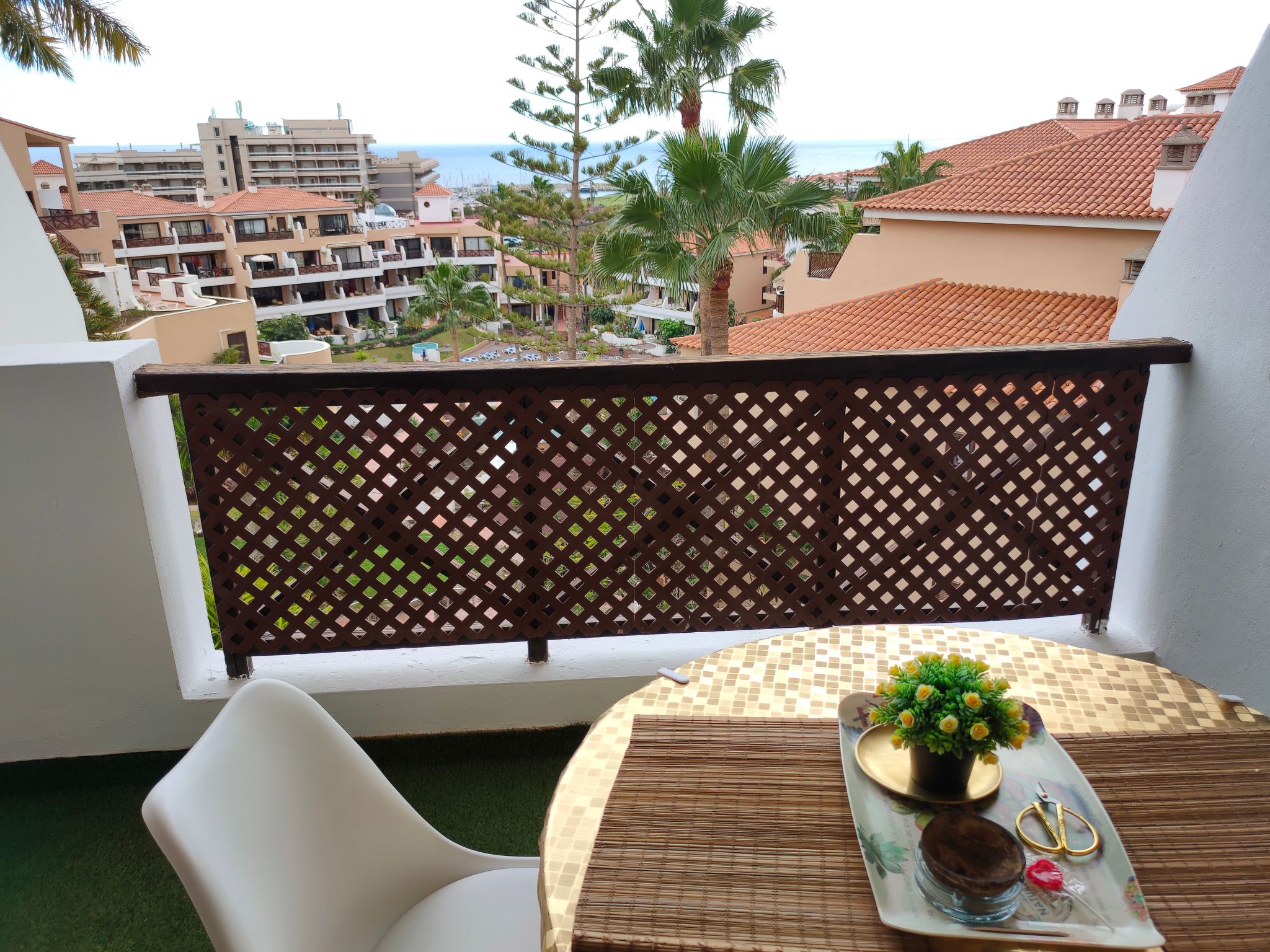 Studio mit beheiztem Pool-Image-tags.info