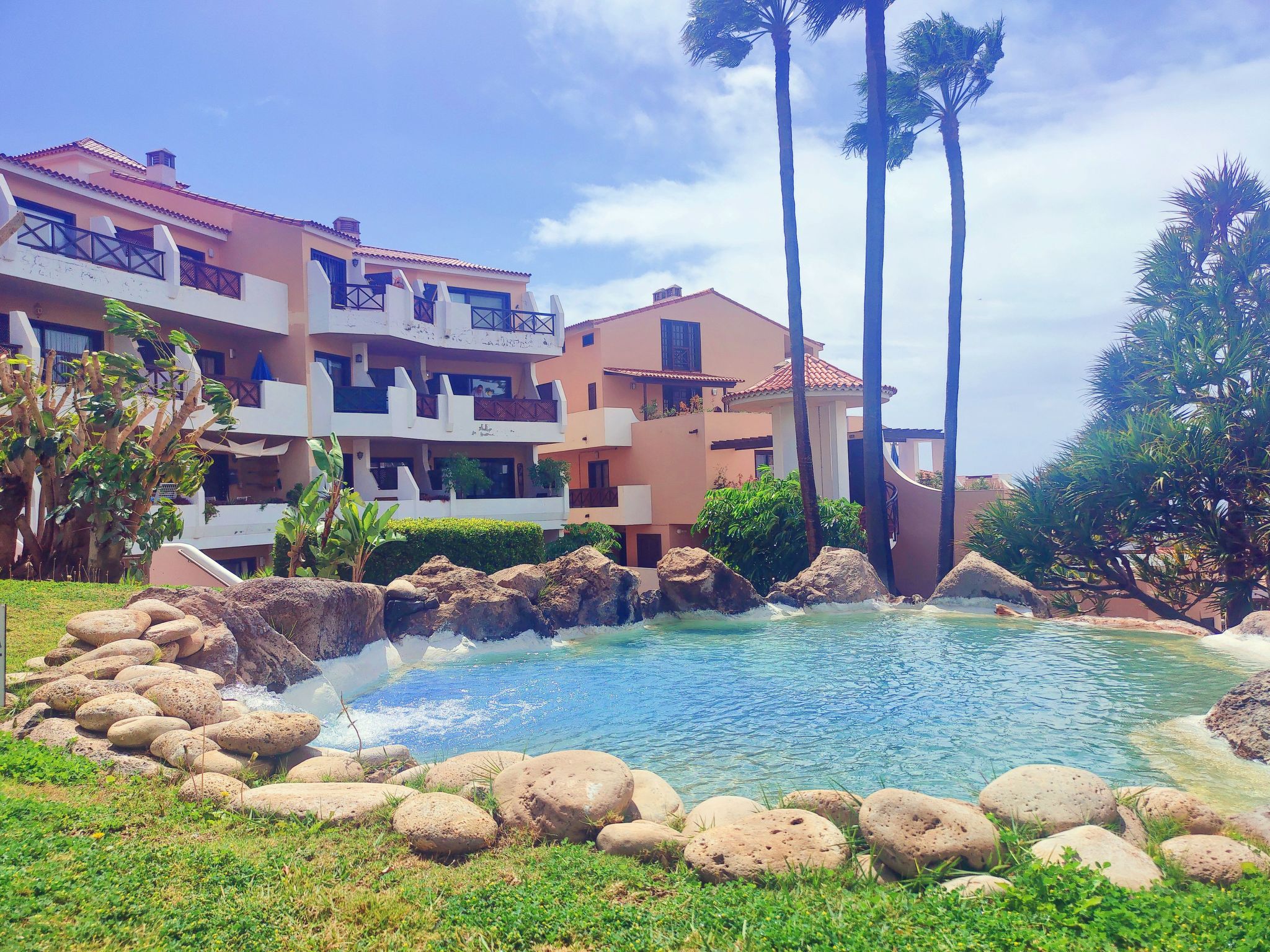 Studio mit beheiztem Pool-Image-tags.info