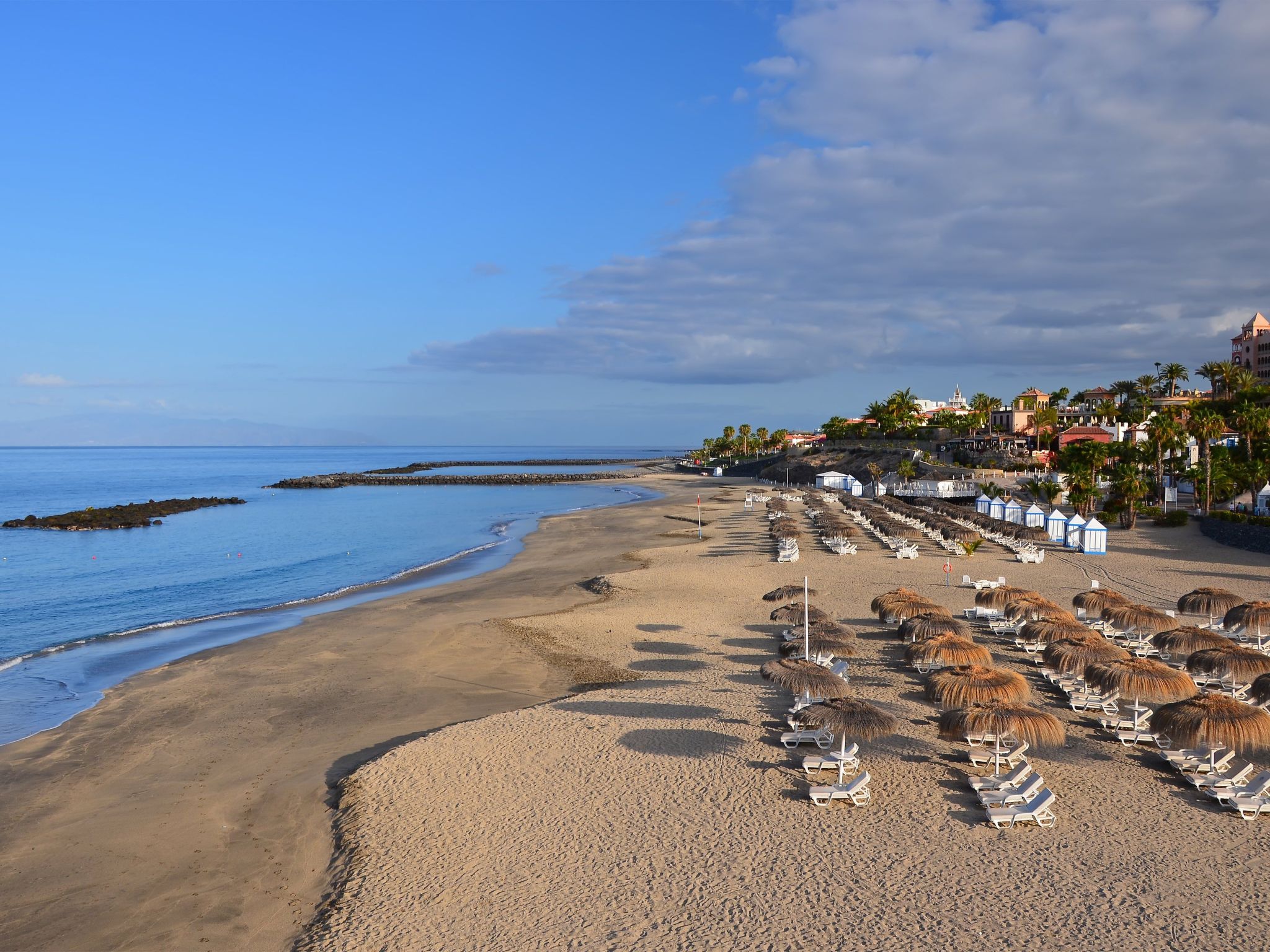 Studio mit beheiztem Pool-Image-tags.info