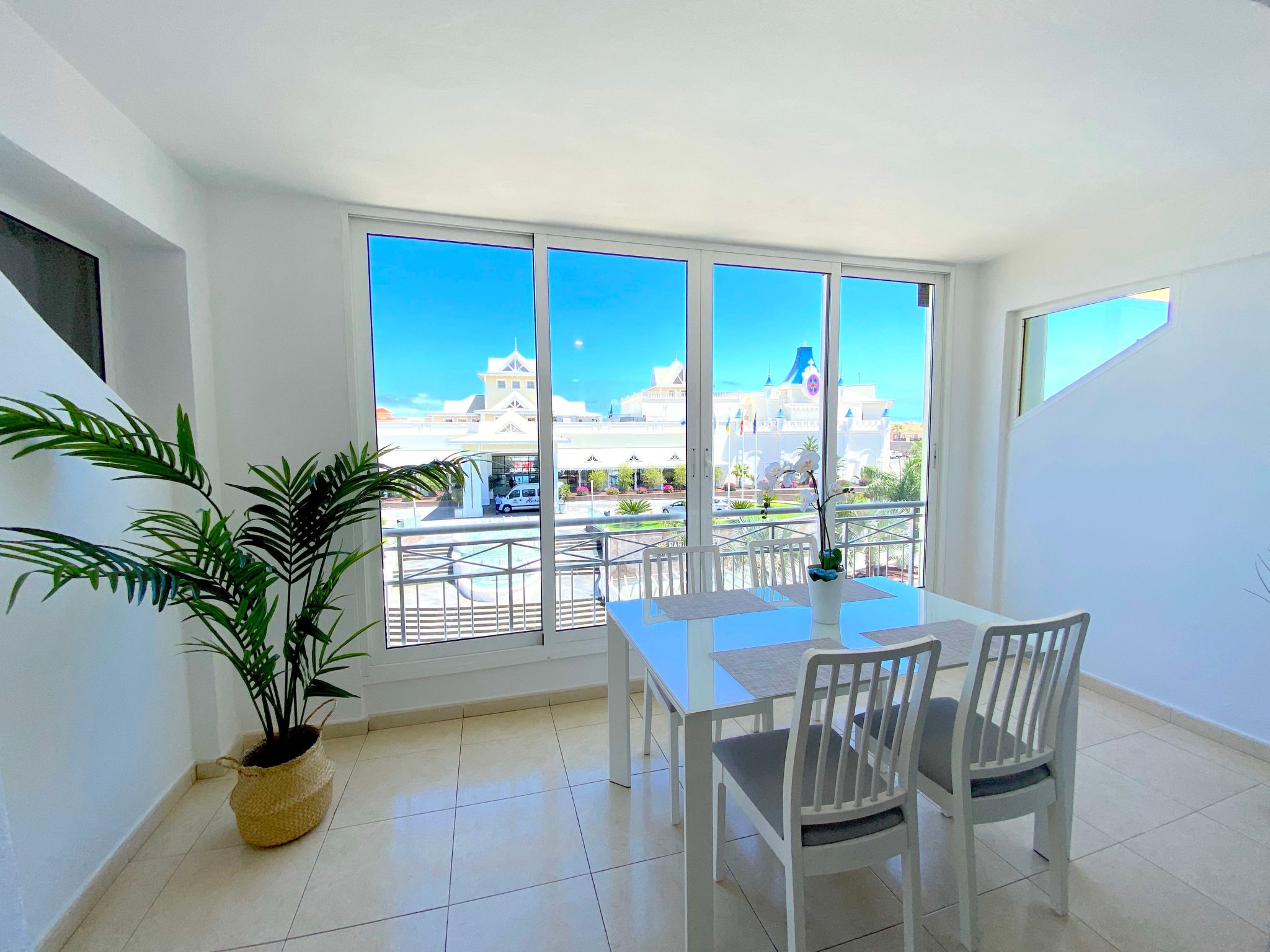 Appartement in Oasis Del Sur mit Beheiztem gemeinsamem Pool