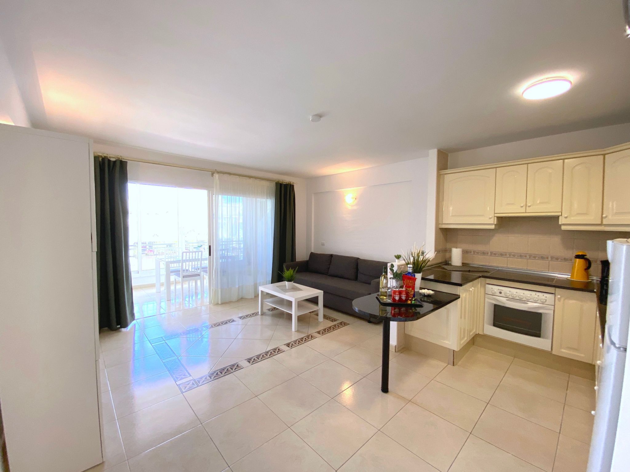 Appartement in Oasis Del Sur mit Beheiztem gemeinsamem Pool-Image-tags.info