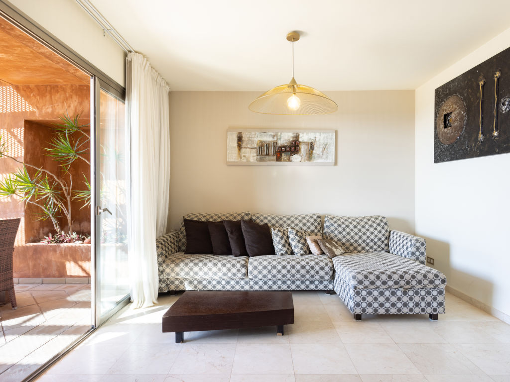 Duplex Bencomo — Inside other