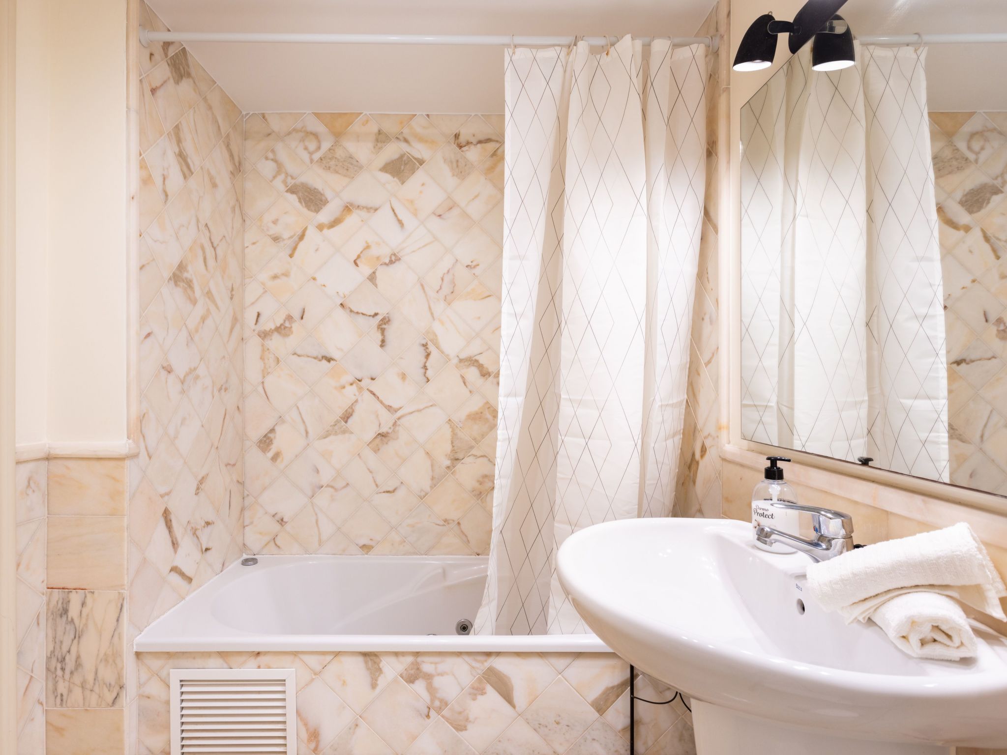 Apartment Nova-Image-tags.info