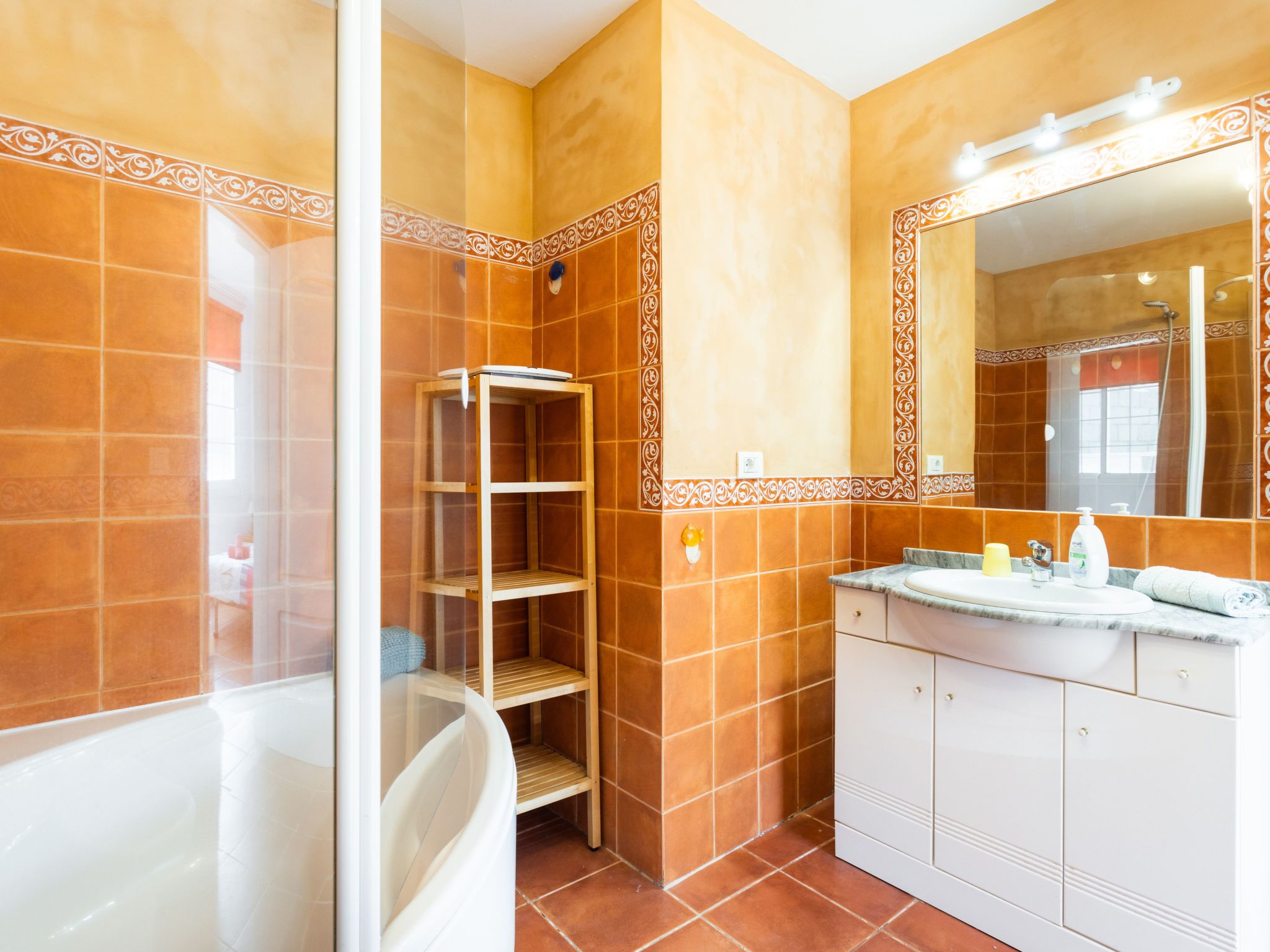 Villa Carolina-Image-tags.info