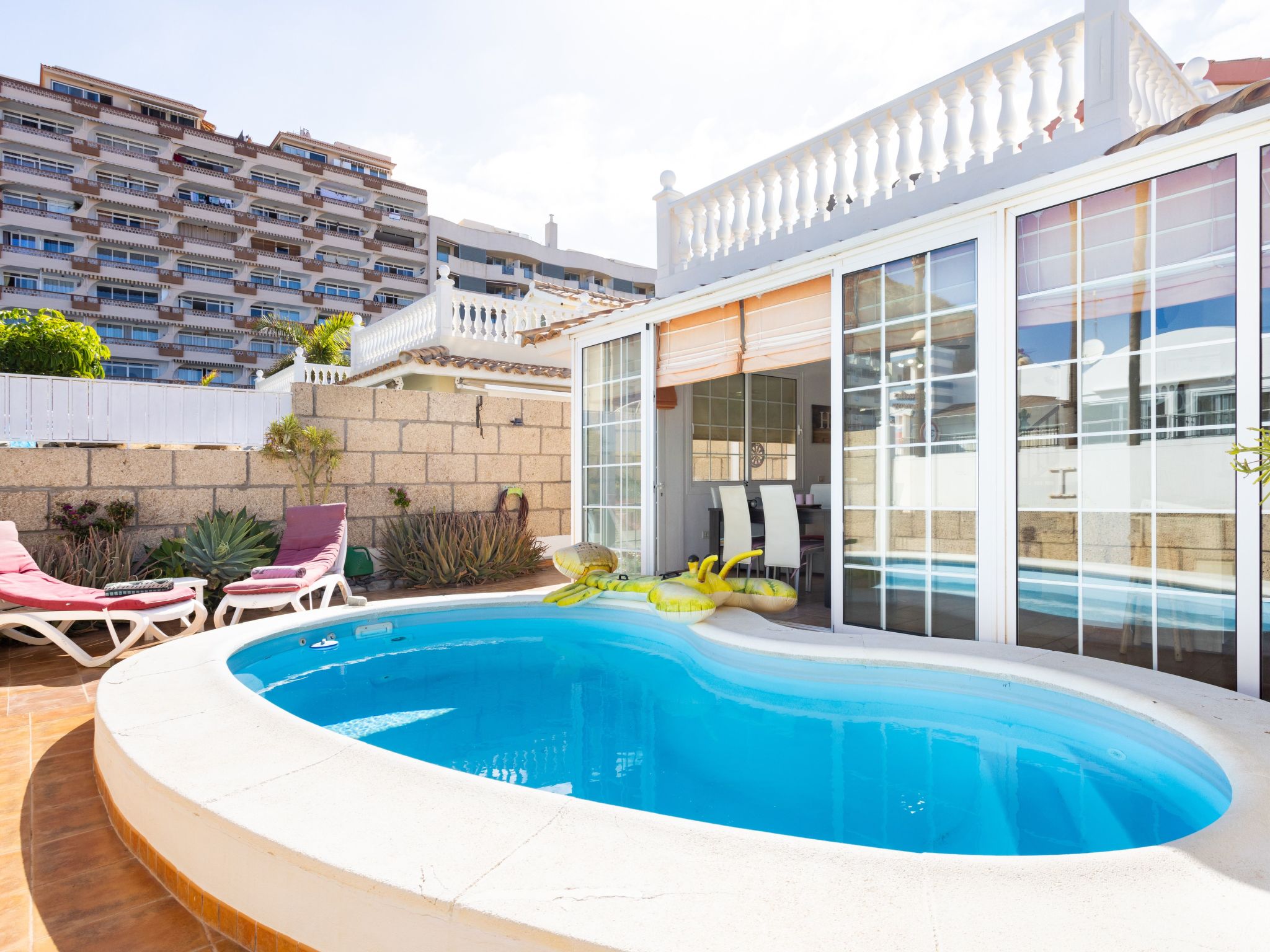 Villa Carolina-Image-tags.info