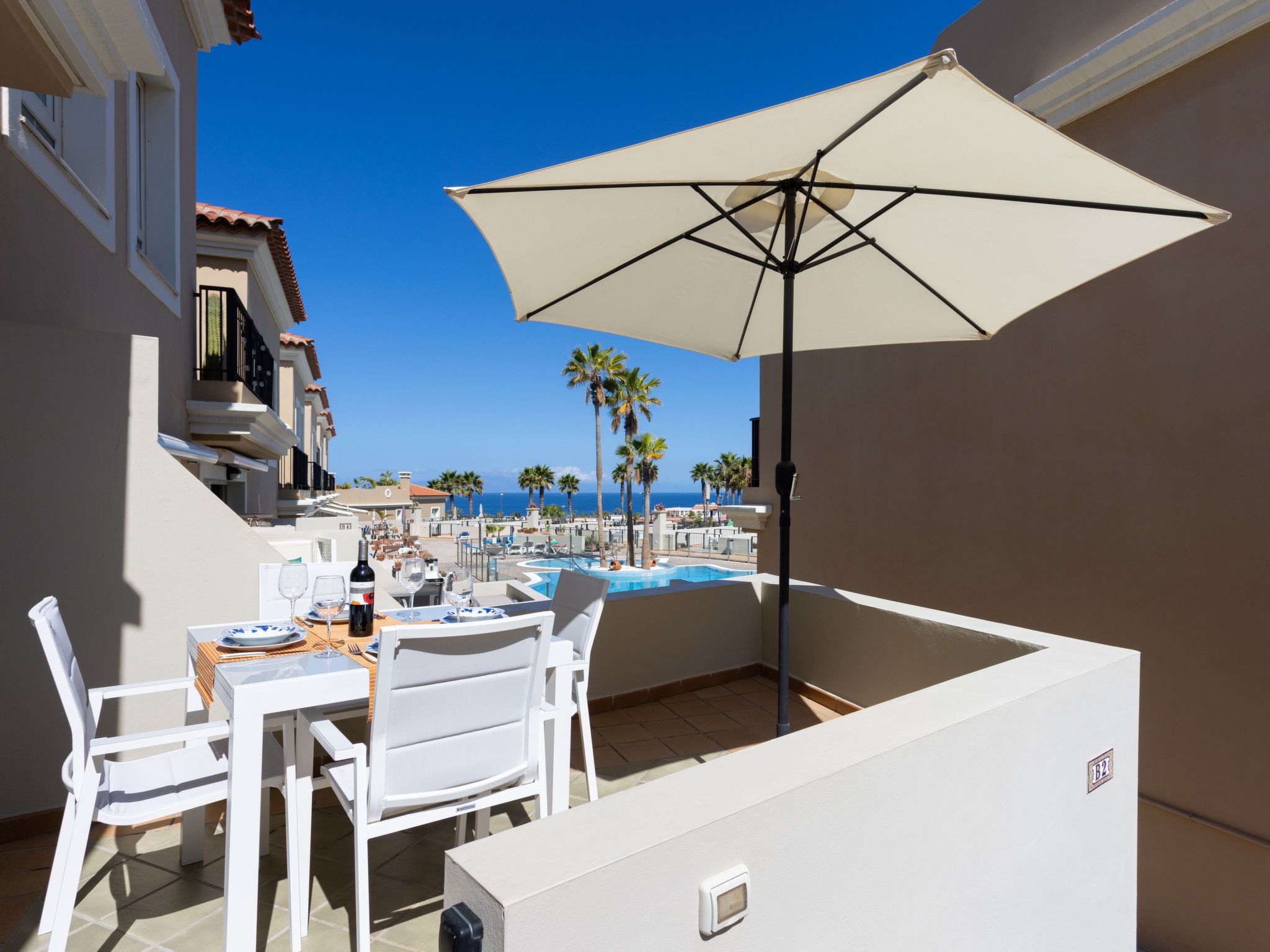 Wohnung in Palm-Mar mit Großer Terrasse und Meerblick-Image-tags.info