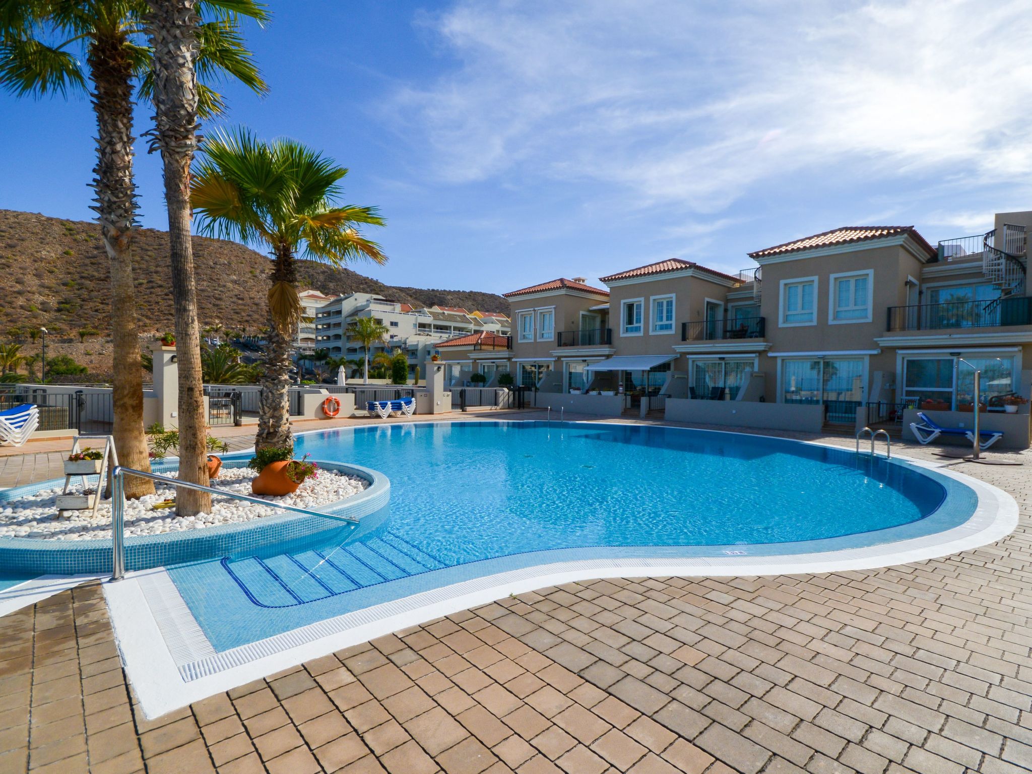 Wohnung in Palm-Mar mit Großer Terrasse und Meerblick-Image-tags.info