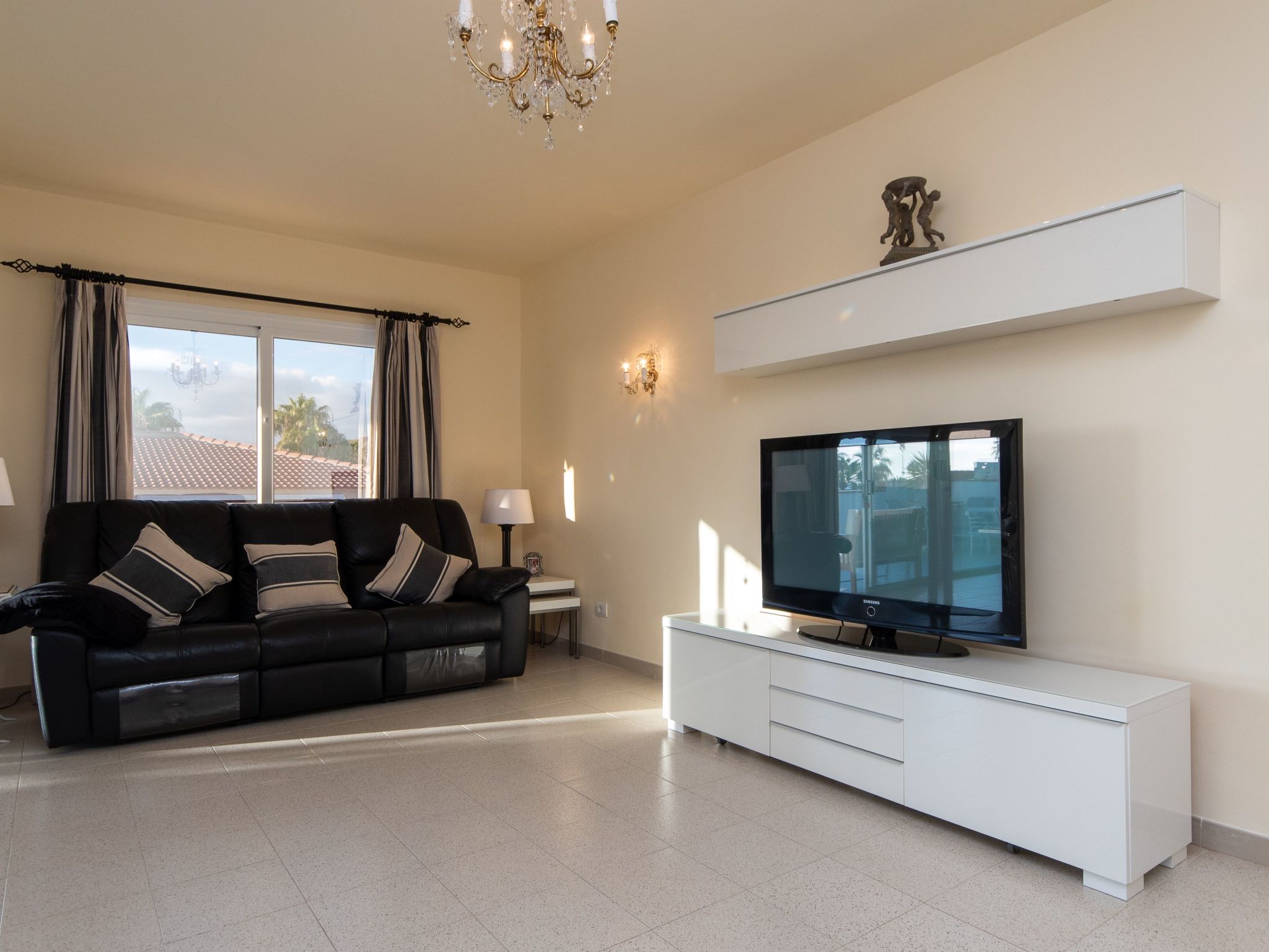 Villa Sue mit privatem Pool im Süden von Teneriffa-Image-tags.info