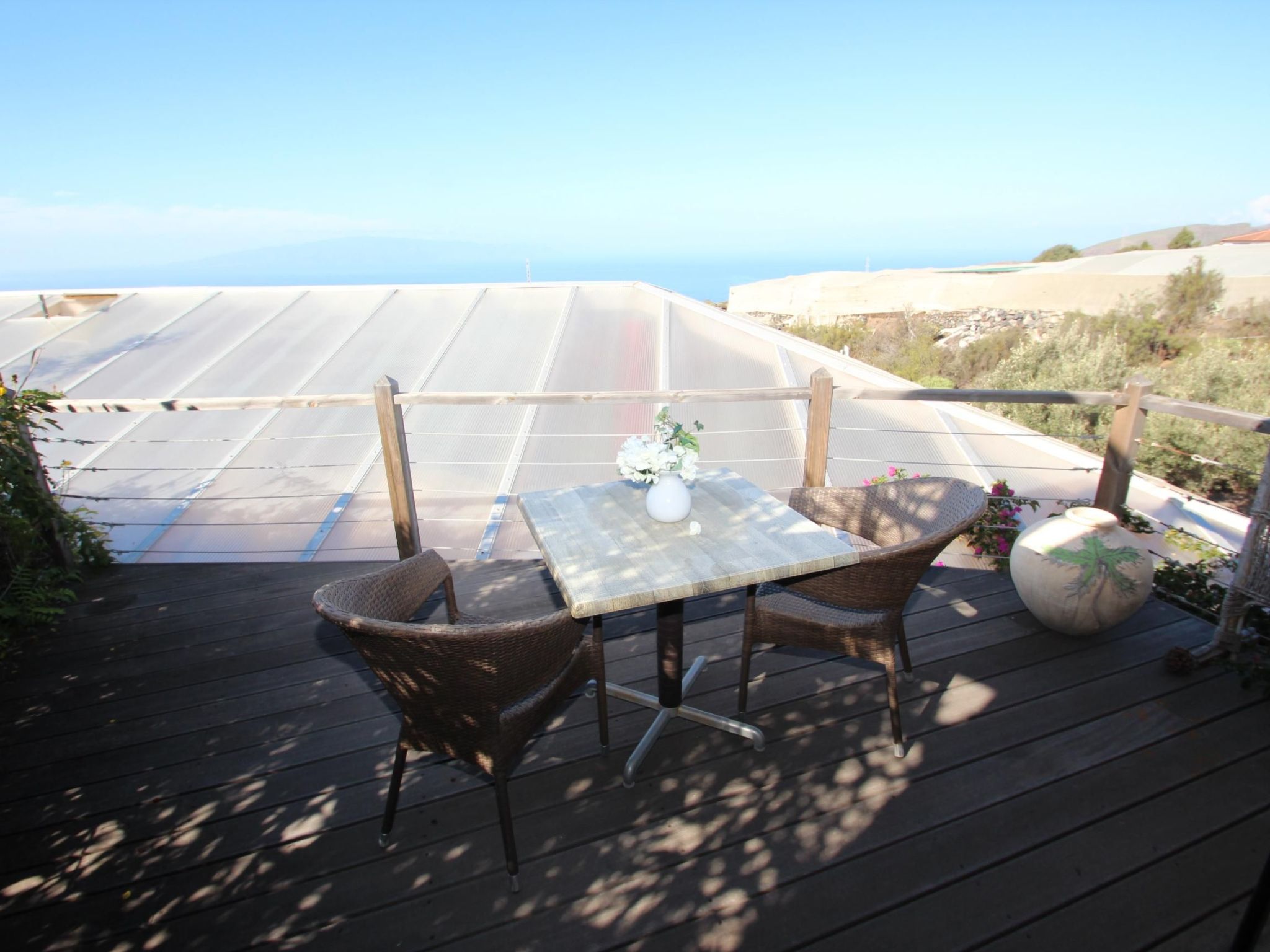 Kleines Ferienhaus mit Terrasse für zwei Personen-Image-tags.info