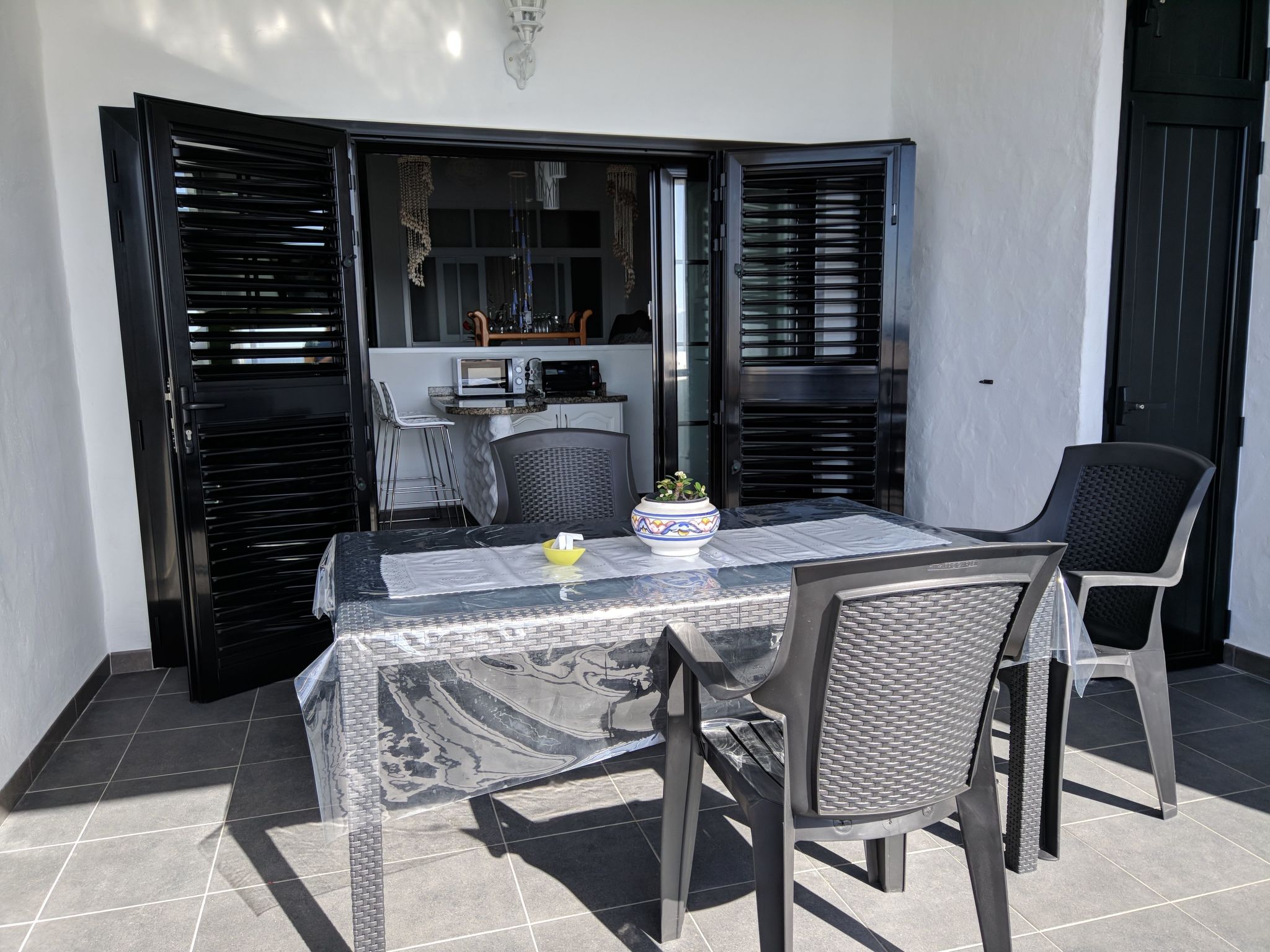 Wohnung 'Faro de Sardina' mit Blick aufs Wasser