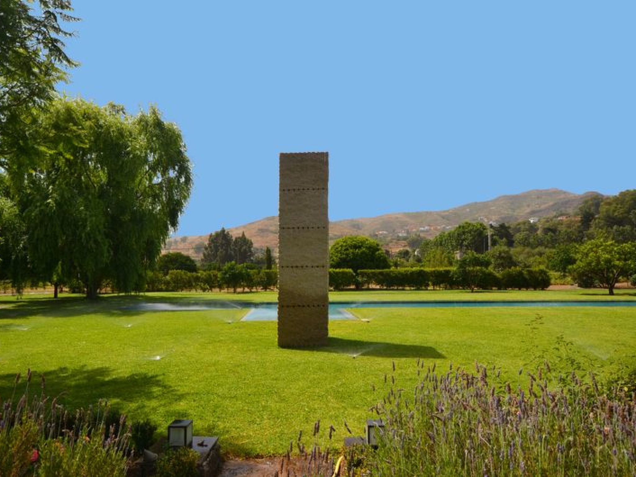 MADROÑAL. M08GC-Outside