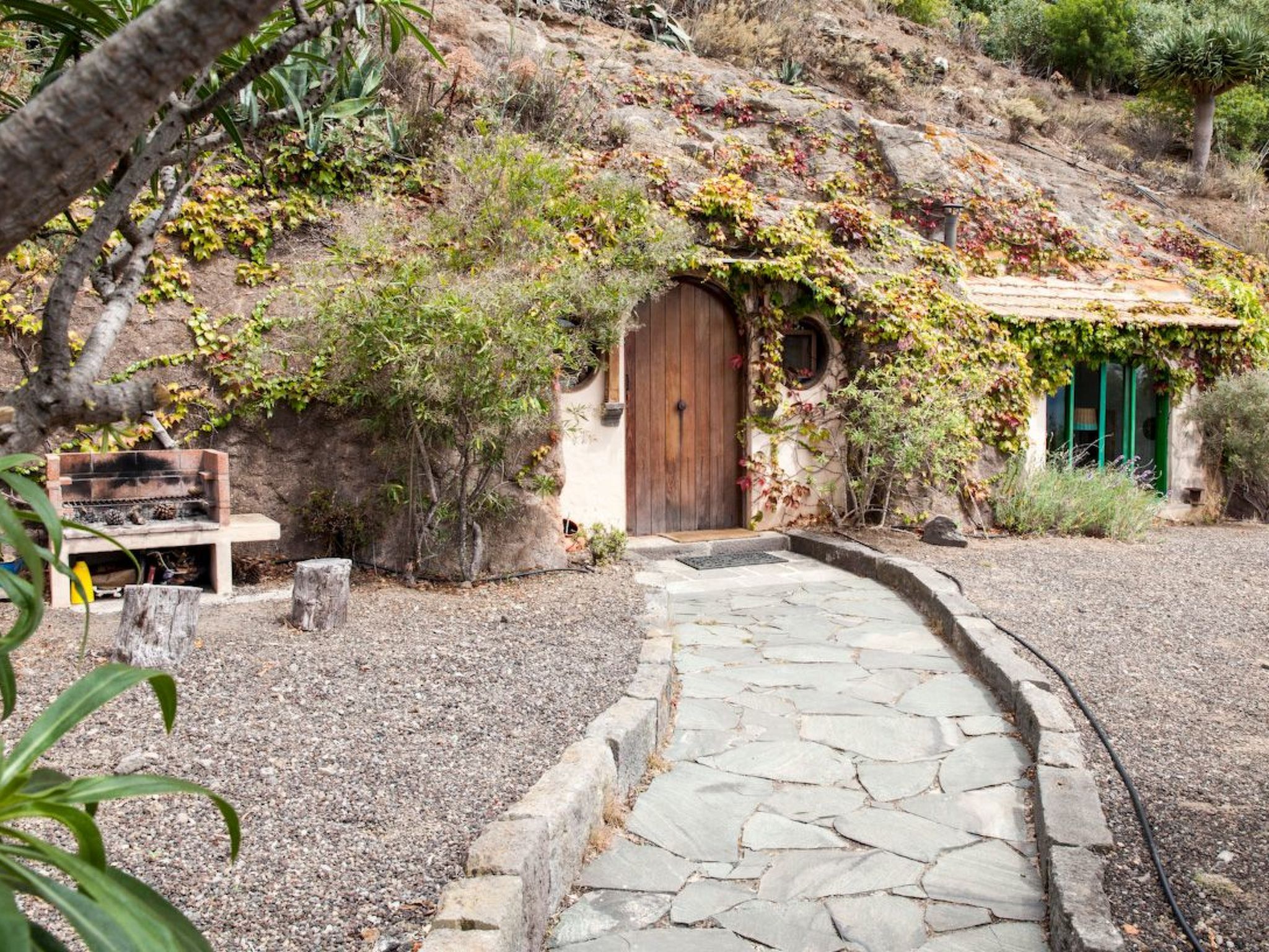 Höhlenhaus im Hobbit-Stil auf Gran Canaria.-Outside