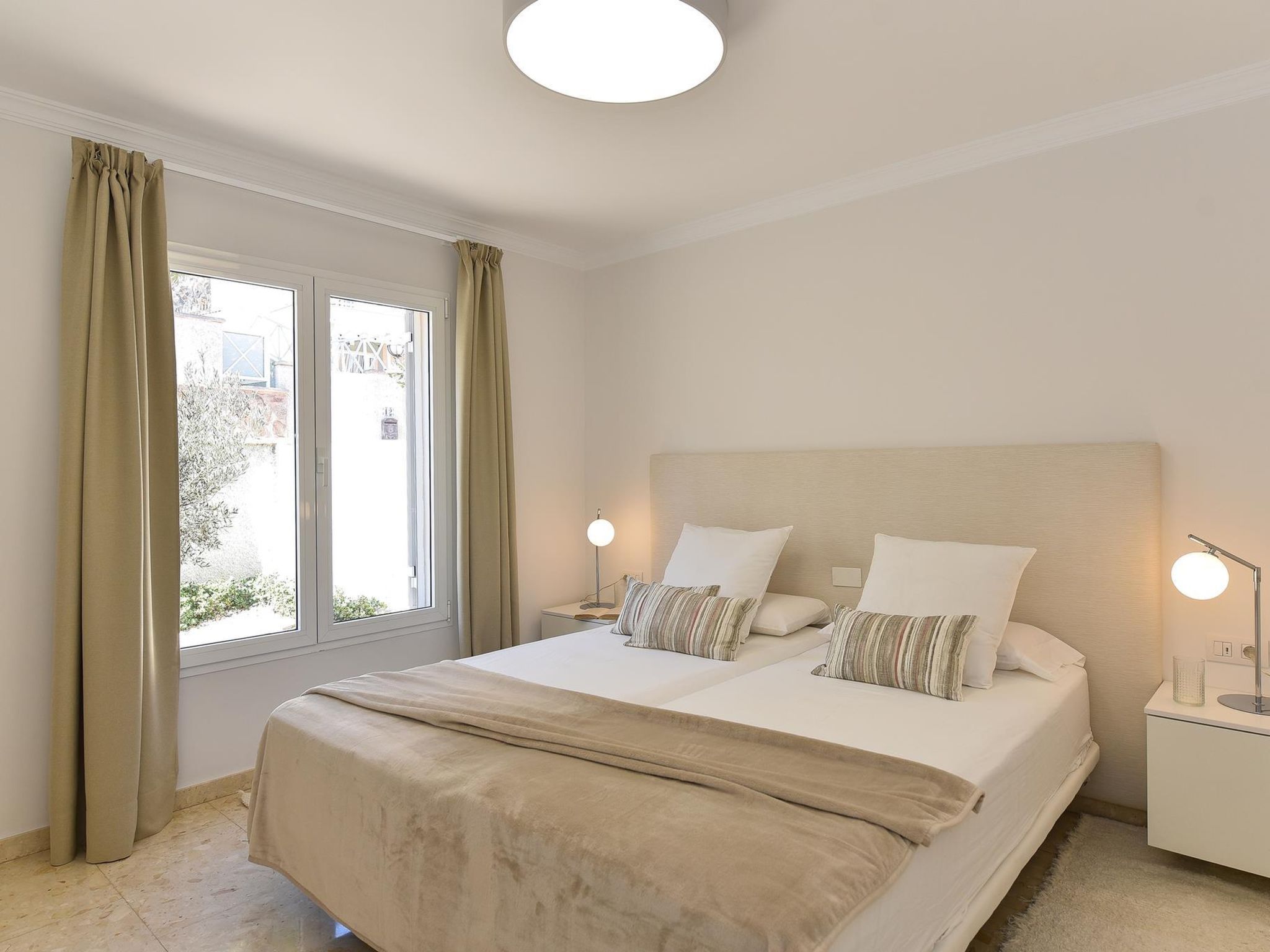 Photo of Chalet Santa Ana 19