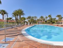Vrijstaande bungalow met verwarmd zwembad in centrum Playa del Inglés - thumbnail 1