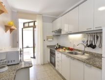 Vrijstaande bungalow met verwarmd zwembad in centrum Playa del Inglés - thumbnail 4