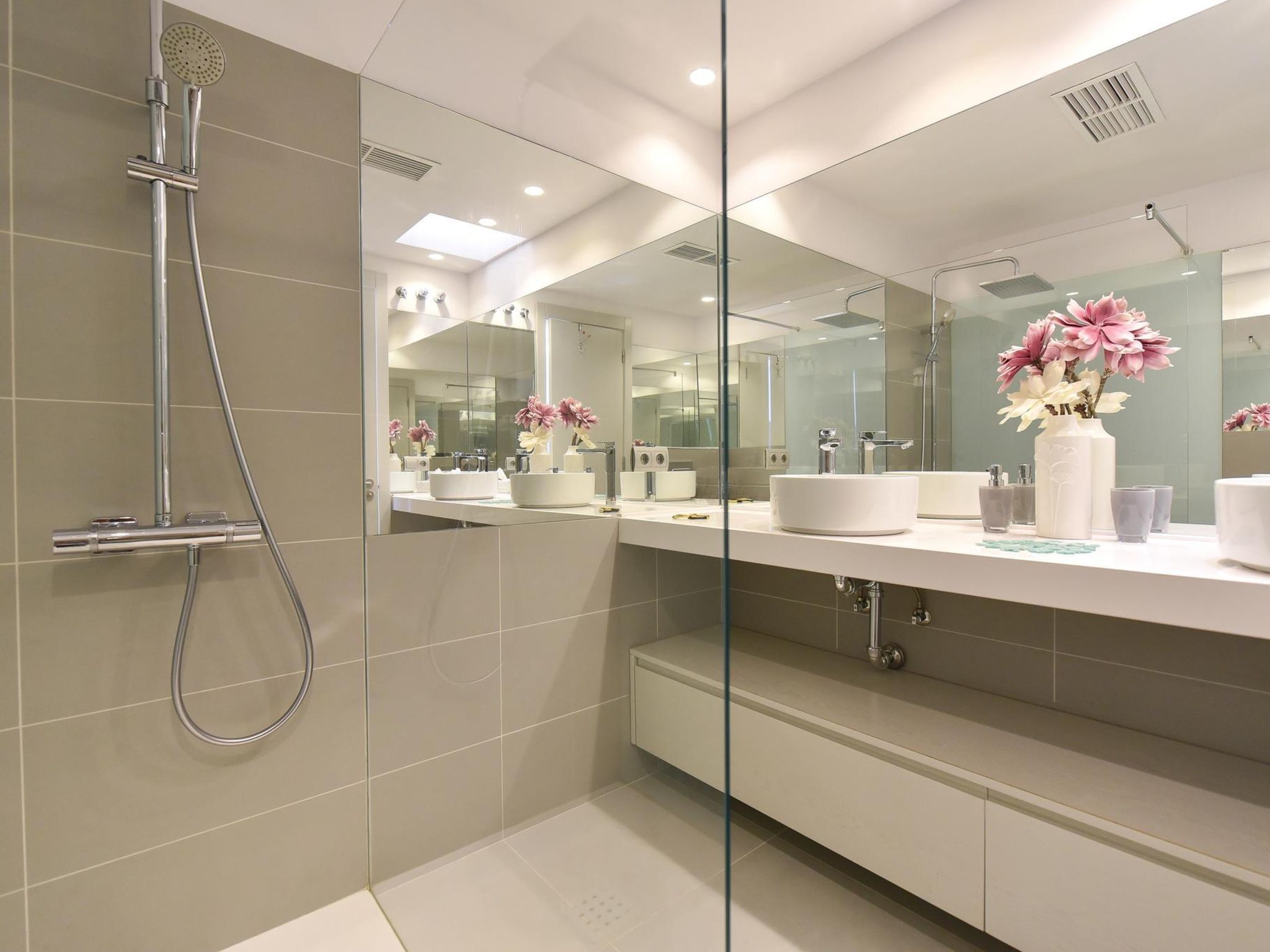 Photo of Playa del Ingles MC