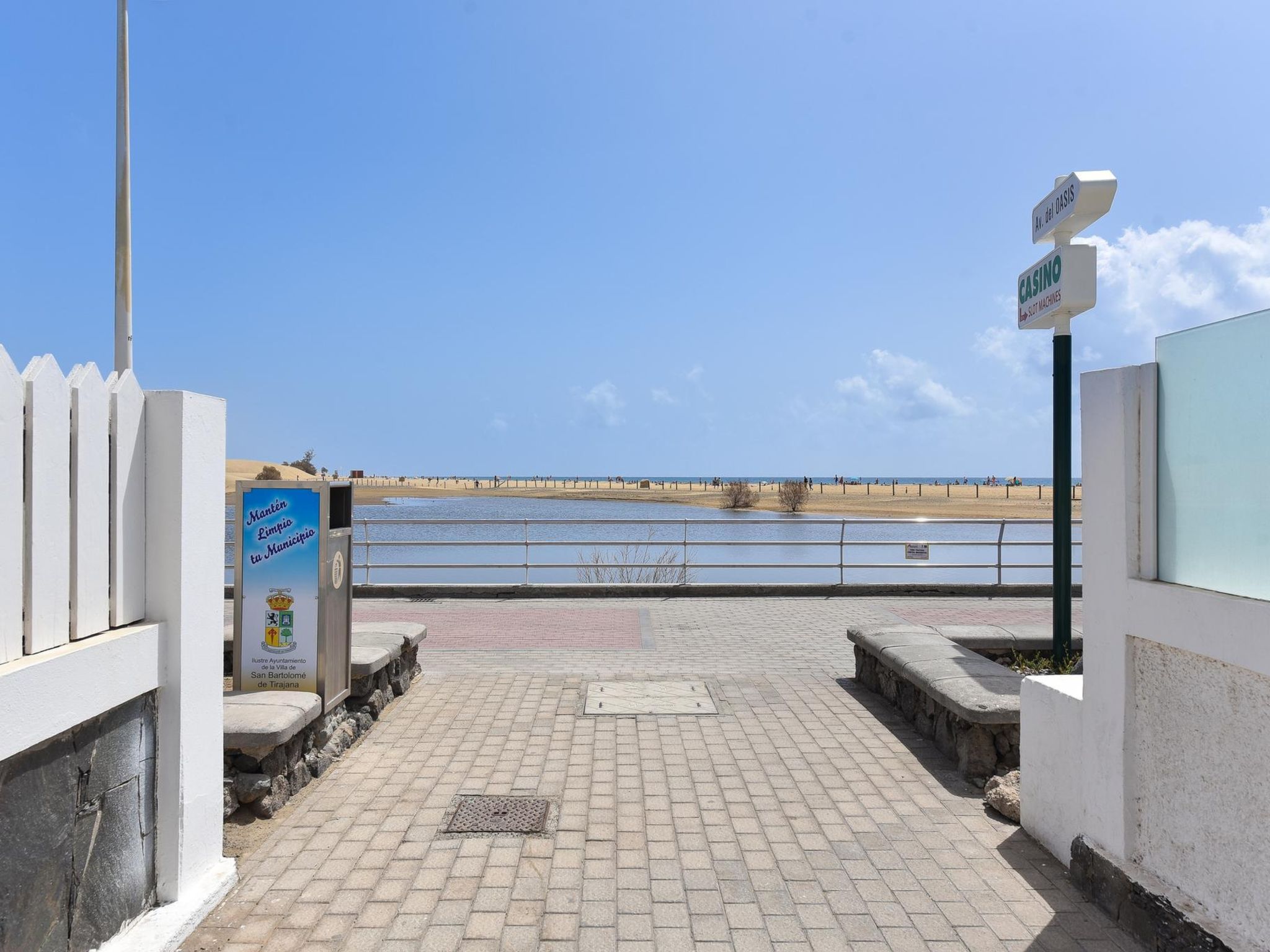 Photo of Charca CM18