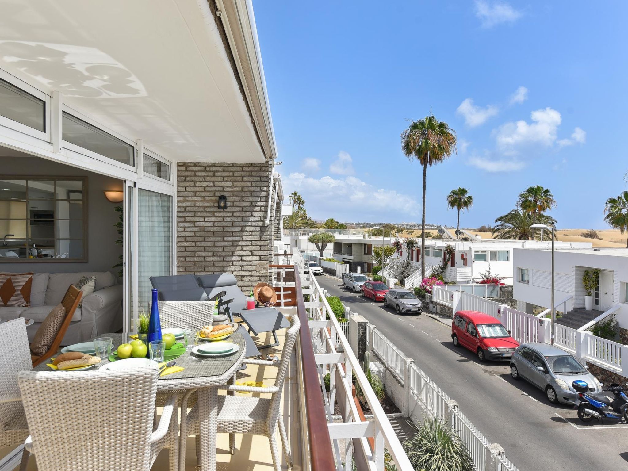 Photo of Charca CM18