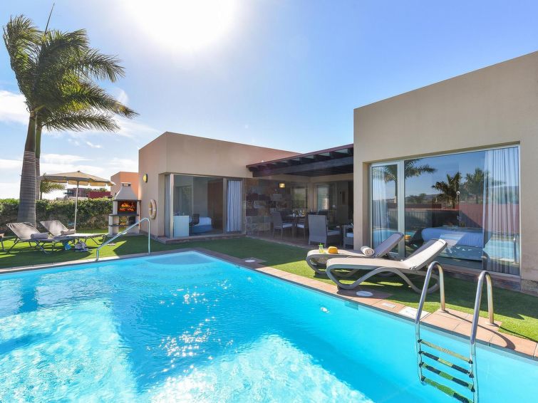Search and Stay destination San Bartolomé de Tirajana, CN - Spain from AU$ 352. Tipo 2 dormitorios